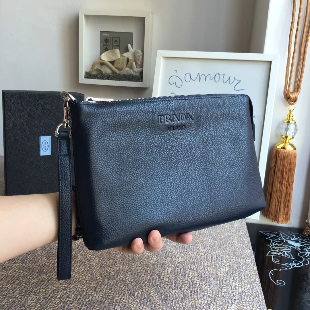 💰1060, the popular handbag has arrived again, 0050 blue, top quality. Made of imported deerskin pattern, inner and outer leather, 175 OEM code, length 29x height 18cm