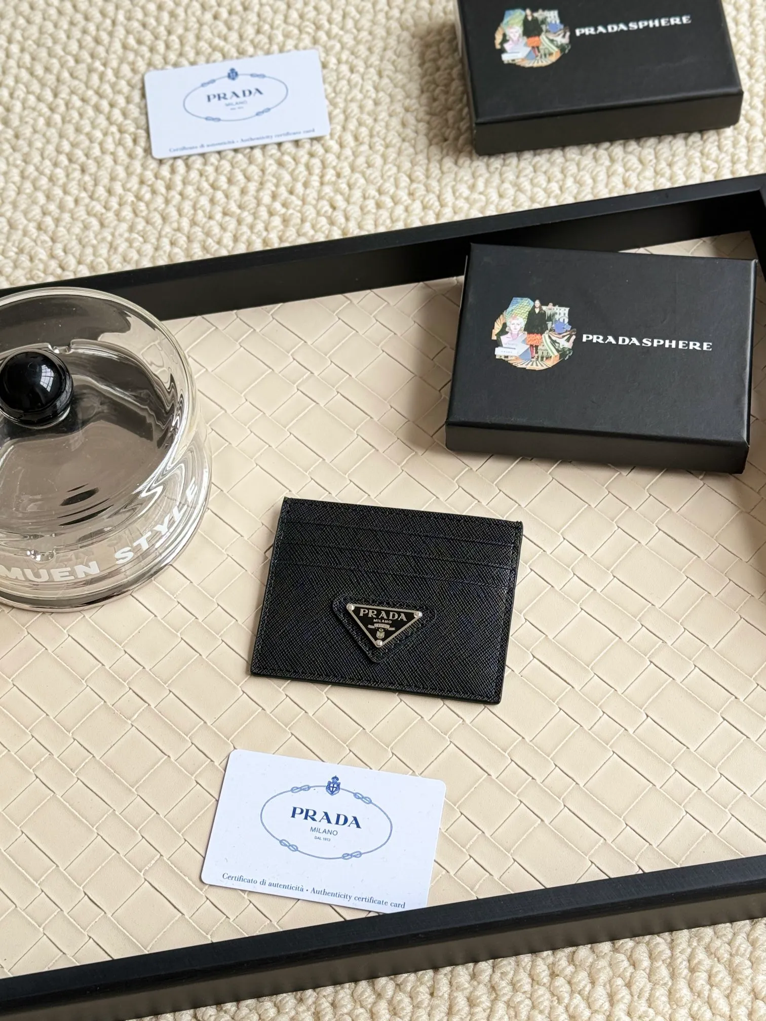 💰100prada popular card holder, unisex small card holder, black, model 1MC025 Triangle Wheat series, nine colors, made of cross-grain cowhide, 6 card slots ➕ a middle mezzanine, which can hold multiple cards and zeros 💰, size 11.2×8.5cm, taken in kind, what you see is what you get