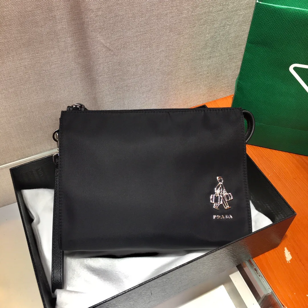 💰700 classic handbag👏👏👏2NE789 fortune boy, made of imported nylon material/cowhide, detachable leather wrist strap, polished steel metal accessories👏👏👏165 OEM code, light and fashionable🤗🤗🤗, length 24x height 17 bottom 6.5cm,