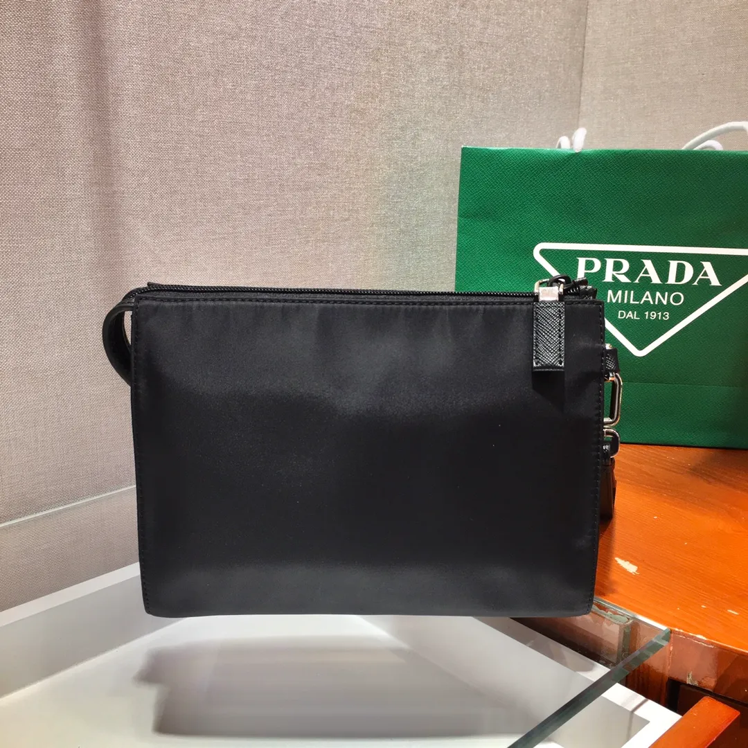 💰700 classic handbag👏👏👏2NE789 fortune boy, made of imported nylon material/cowhide, detachable leather wrist strap, polished steel metal accessories👏👏👏165 OEM code, light and fashionable🤗🤗🤗, length 24x height 17 bottom 6.5cm,