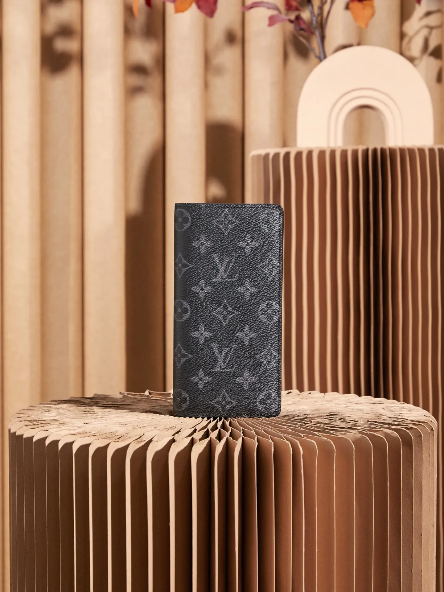 P¥240 👉nfc163C01 dynamic chip version👈 [Top-level inspection-free] BRAZZA Wallet M61697 Black Flower Suit Clip Long Clip This Brazza wallet made of Monogram canvas exudes unstoppable masculinity. It's spacious and functional and can be easily stowed away in a coat pocket. Can hold change, credit card and banknotes, 1 compartment with support panel, can store banknotes, 1 large zipper compartment, can store coins, patch pocket design can store banknotes and receipts, 1 ID or business card slot, 16 credit card slots, 66540 dimensions (length x height x width) 10 X19 X2 cm Comes with gift box