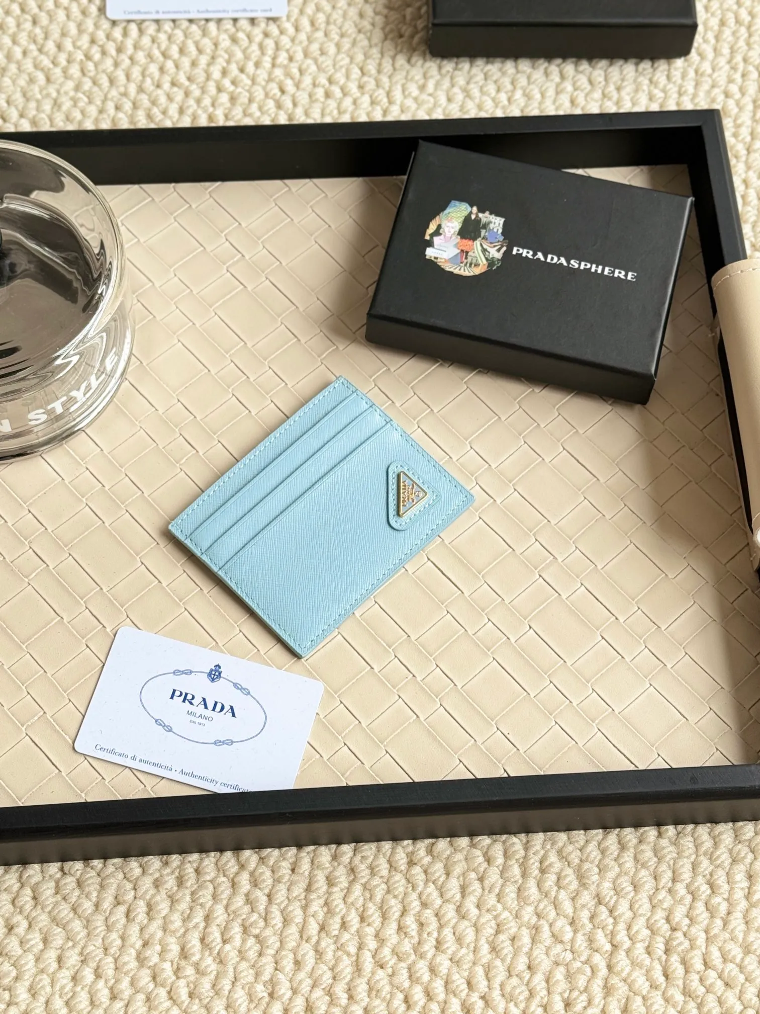 💰100prada popular card holder, unisex small card holder, black, model 1MC025, oblique triangle, made of cross-grain cowhide, 6 card slots ➕ one middle compartment, can hold multiple cards and zeros 💰, size 11.2×8.5cm, real shot, what you see is what you get