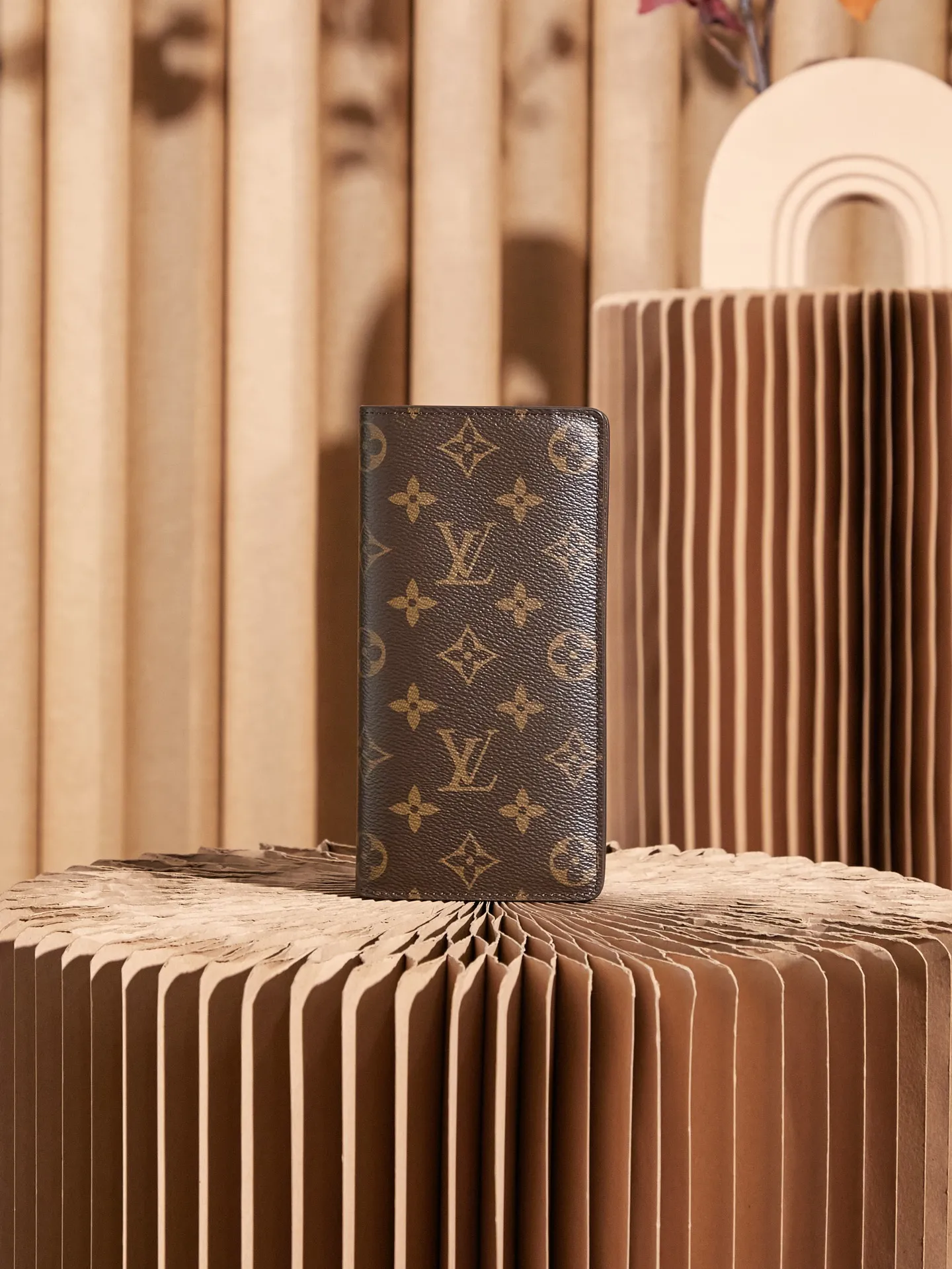P¥240 👉nfc163C01 dynamic chip version👈 [Top inspection-free] BRAZZA Wallet M66540 Presbyopia Suit Clip Long Clip This Brazza wallet made of Monogram canvas exudes unstoppable masculinity. It's spacious and functional and can be easily stowed away in a coat pocket. Can hold change, credit card and banknotes, 1 compartment with support panel, can store banknotes, 1 large zipper compartment, can store coins, patch pocket design can store banknotes and receipts, 1 ID or business card slot, 16 credit card slots, size (length x height x width) 10 X19 X2 cm Comes with gift box