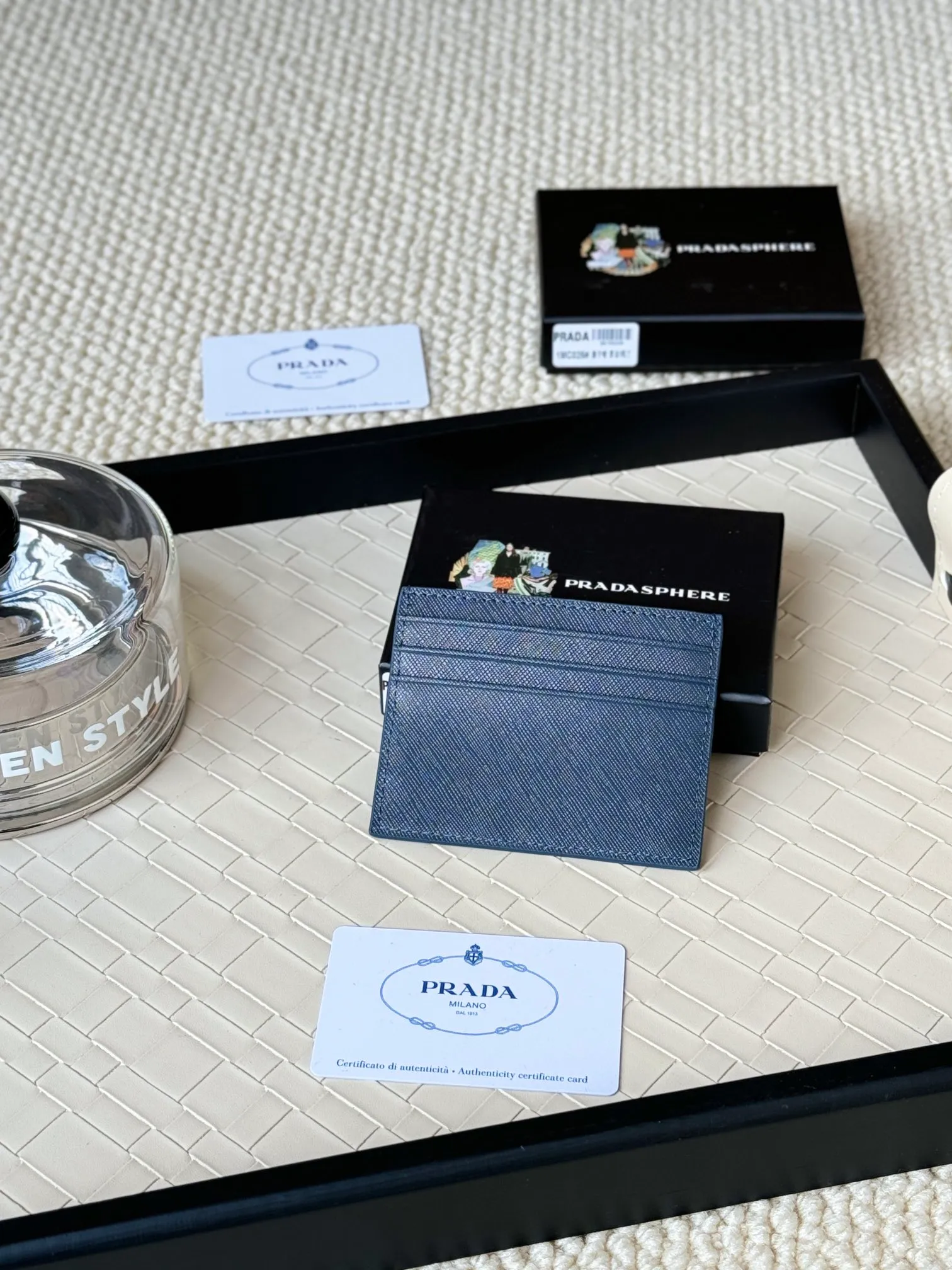 💰110prada popular card holder, unisex small card holder, black, model 1MC025, loose lettering Triangle Wheat series, nine colors, made of cross-grain cowhide, 6 card slots ➕ One middle sandwich, can place multiple cards and zeros 💰, size 11.2×8.5cm, real shot, what you see is what you get