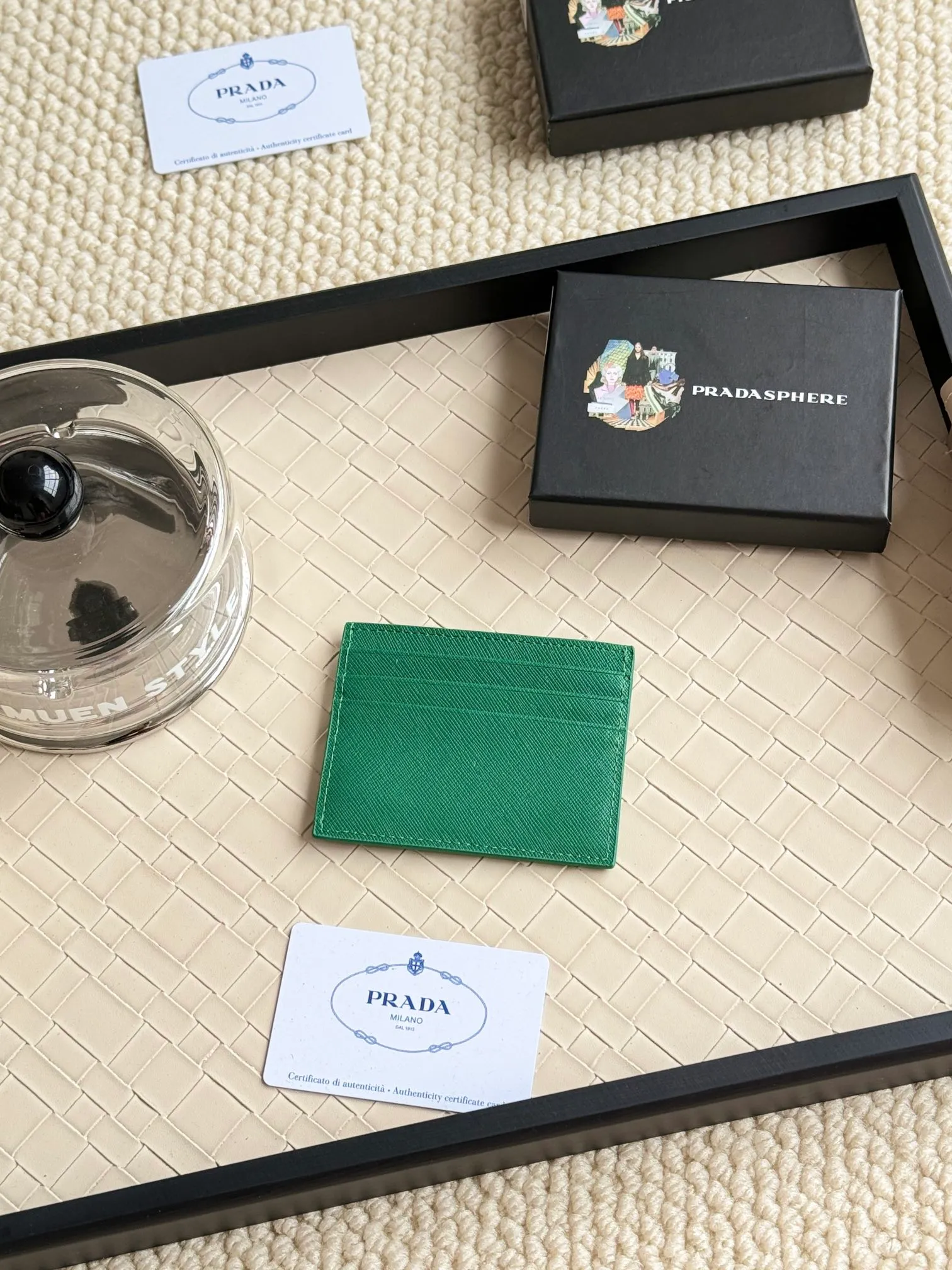 💰100prada popular card holder, unisex small card holder, black, model 1MC025, oblique triangle, made of cross-grain cowhide, 6 card slots ➕ one middle compartment, can hold multiple cards and zeros 💰, size 11.2×8.5cm, real shot, what you see is what you get