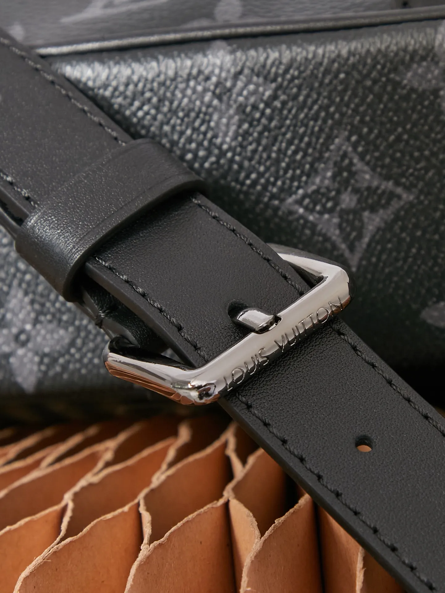 P¥840👉nfc dynamic chip version👈[Top inspection-free pure steel hardware] This Voyage briefcase M46457 inspection-free version 🔍Perfect details 🔍The essence of solid construction!