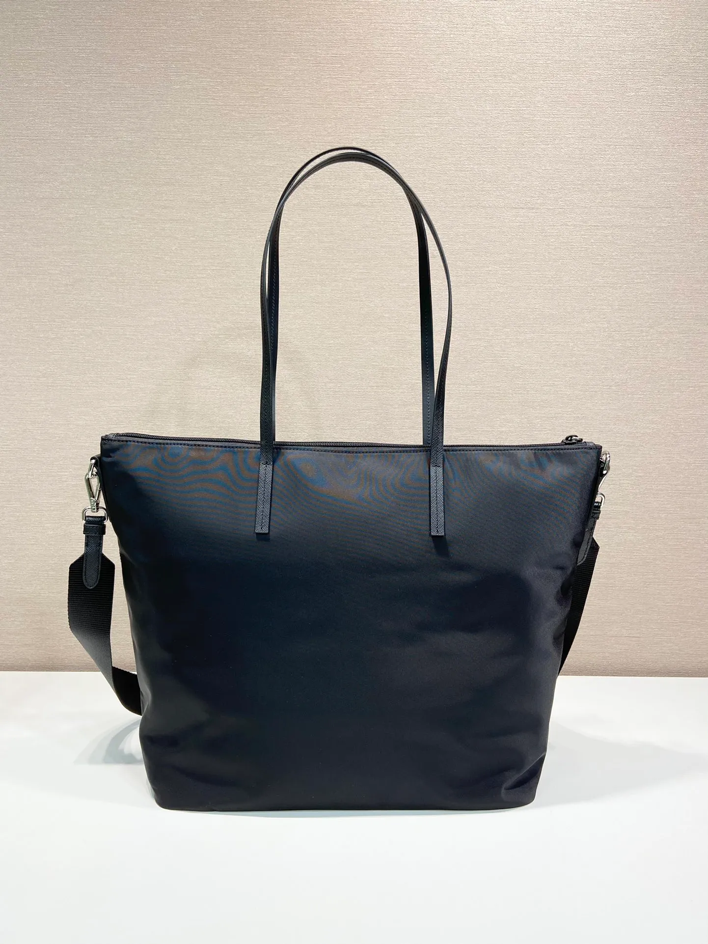 💰1020, P’s new shopping bag, 1BG189🎉🎉🎉, original item, made of imported parachute fabric + cross-grain cowhide top hardware, 165 OEM code, light and elegant, suitable for both men and women, length 36 (bag opening 45) x height 34x bottom 13cm💪💪💪[red envelope][红包][红包]