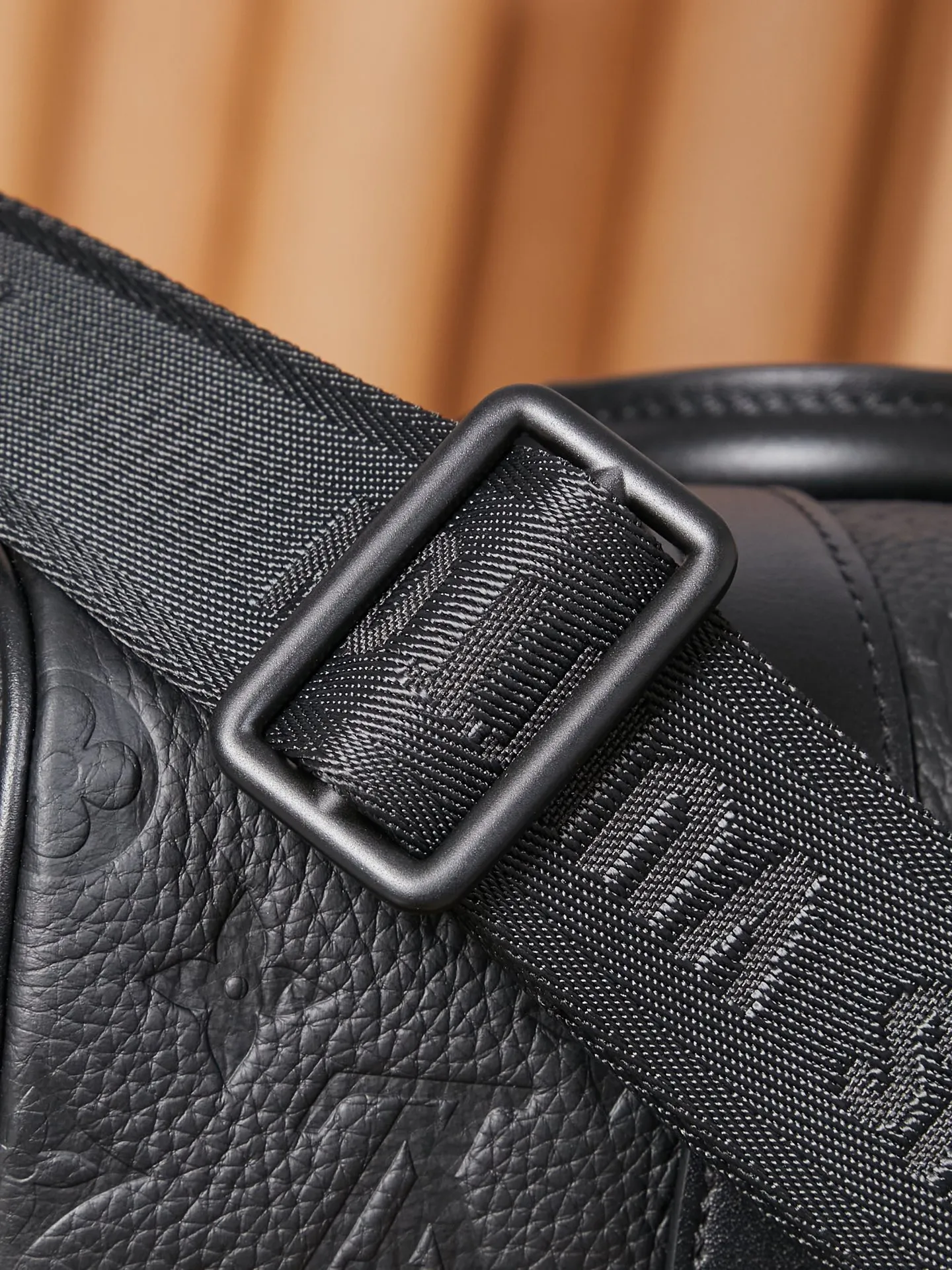 P¥960👉nfc163C01 dynamic chip version👈【Top inspection-free all-steel hardware】keepall 25 Black Warrior series Model: m20900 👁️‍🗨️Treasure item 👁️‍🗨️Confidence comes from quality
