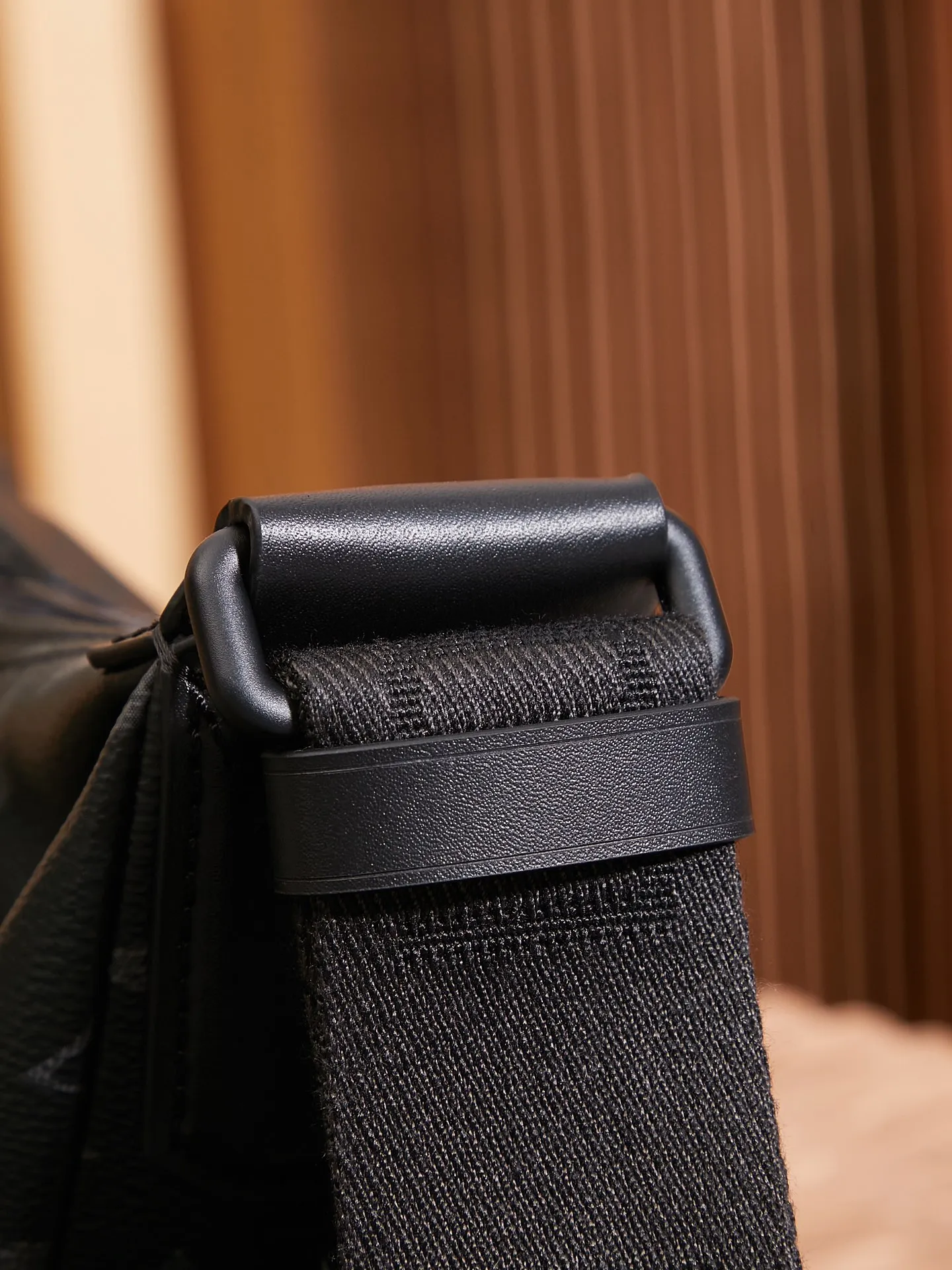P¥700👉nfc dynamic chip version👈This Hamac small handbag cross-body bag M47158 French original leather🇫🇷All steel hardware Size: 28.5*15*8cm [Essential details, every detail is impeccable]