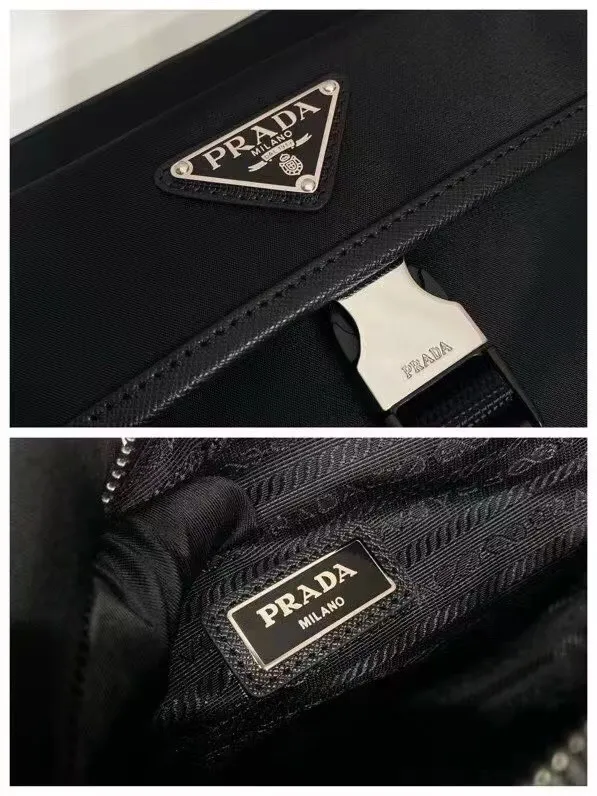 p600¥🎉New messenger bag🎉2VH133B🎉🎉This crossbody bag is made of imported nylon fabric, top-grade hardware🎉🎉Detachable and adjustable nylon strap and leather shoulder strap, with detachable pouch, flip cover coated with enamel gold It has a triangular logo zipper closure, external pockets, a flap and side opening buttons, and a recycled nylon lining. It is lightweight and practical, and it is a popular style that will never go out of style🎉🎉Worth owning🎉🎉Length 22x Height 16x Bottom 5cm