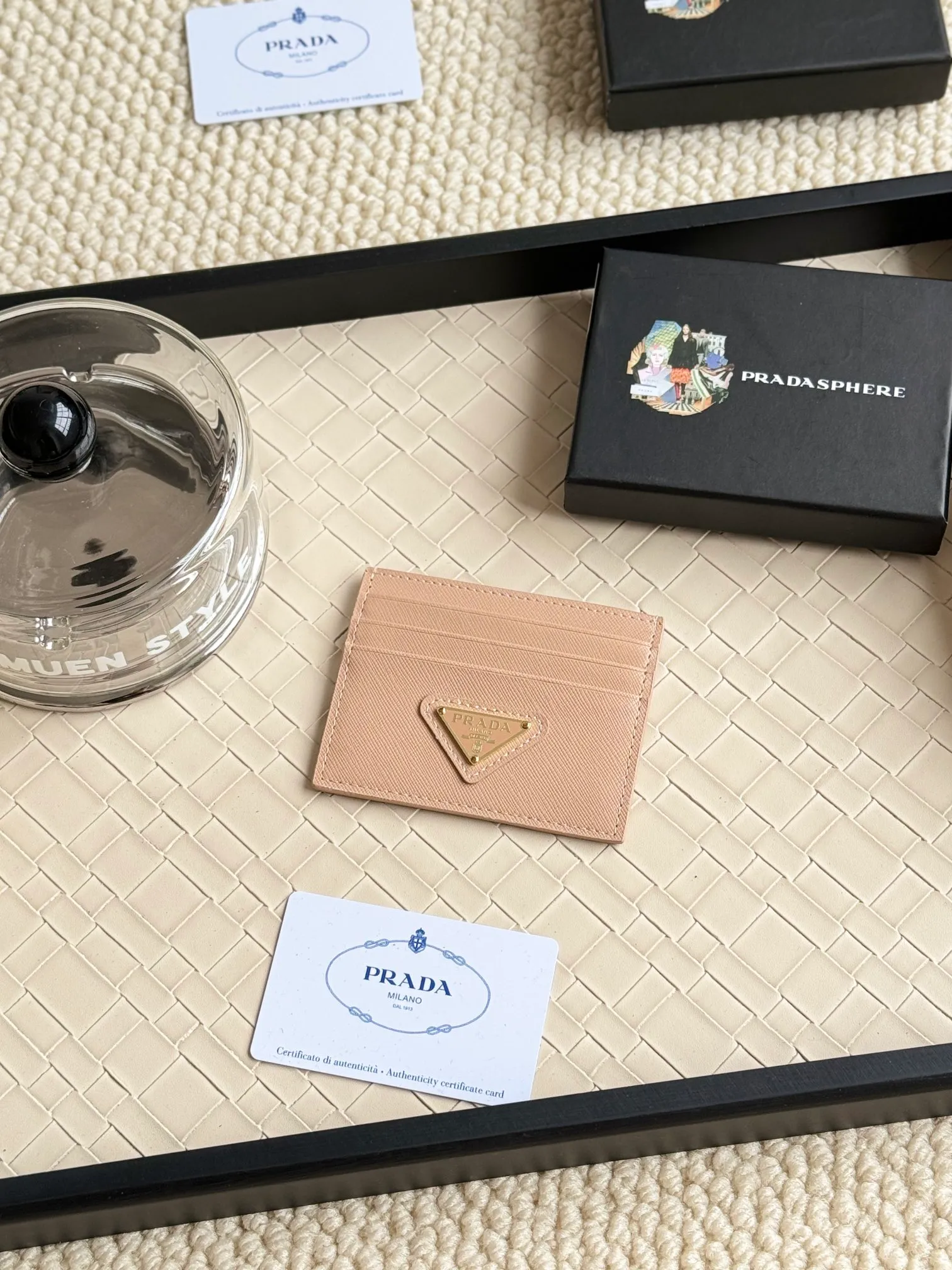 💰100prada popular card holder, unisex small card holder, black, model 1MC025 Triangle Wheat series, nine colors, made of cross-grain cowhide, 6 card slots ➕ a middle mezzanine, which can hold multiple cards and zeros 💰, size 11.2×8.5cm, taken in kind, what you see is what you get