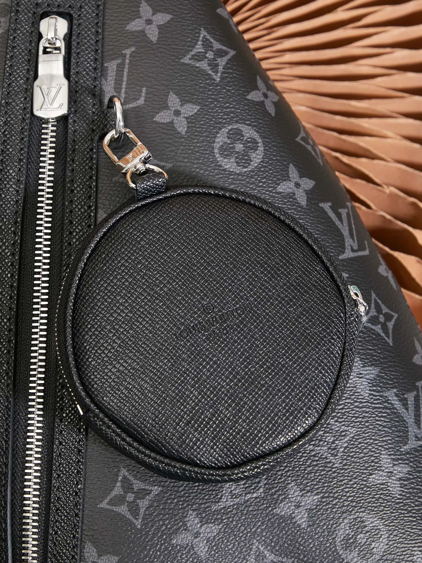 P¥740👉nfc dynamic chip version👈This Duo shoulder bag chest bag M30936 top-level inspection-free🇫🇷All steel hardware Size: 20*42*6cm [Essential details, every detail is impeccable]