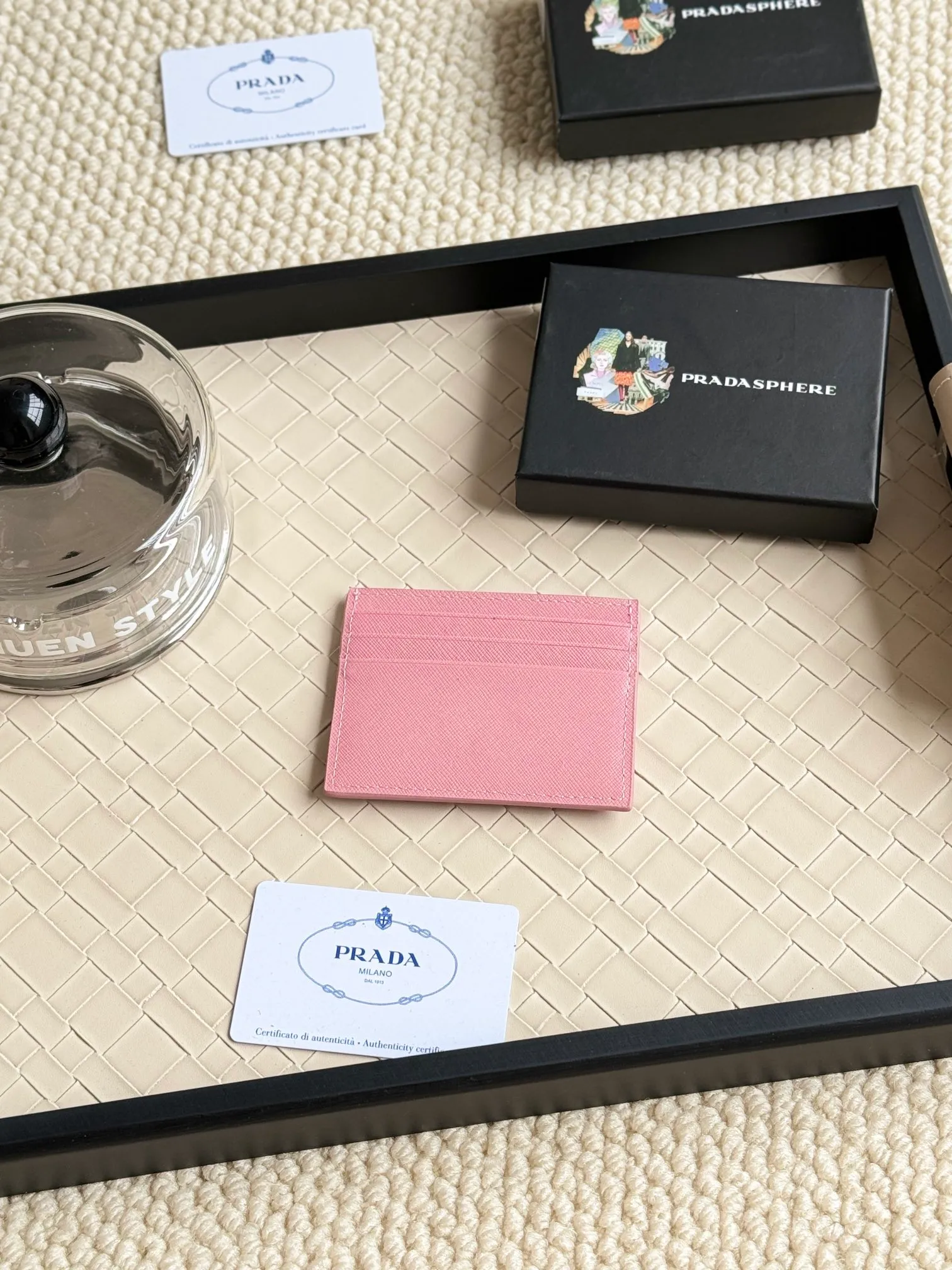 💰100prada popular card holder, unisex small card holder, black, model 1MC025 Triangle Wheat series, nine colors, made of cross-grain cowhide, 6 card slots ➕ a middle mezzanine, which can hold multiple cards and zeros 💰, size 11.2×8.5cm, taken in kind, what you see is what you get
