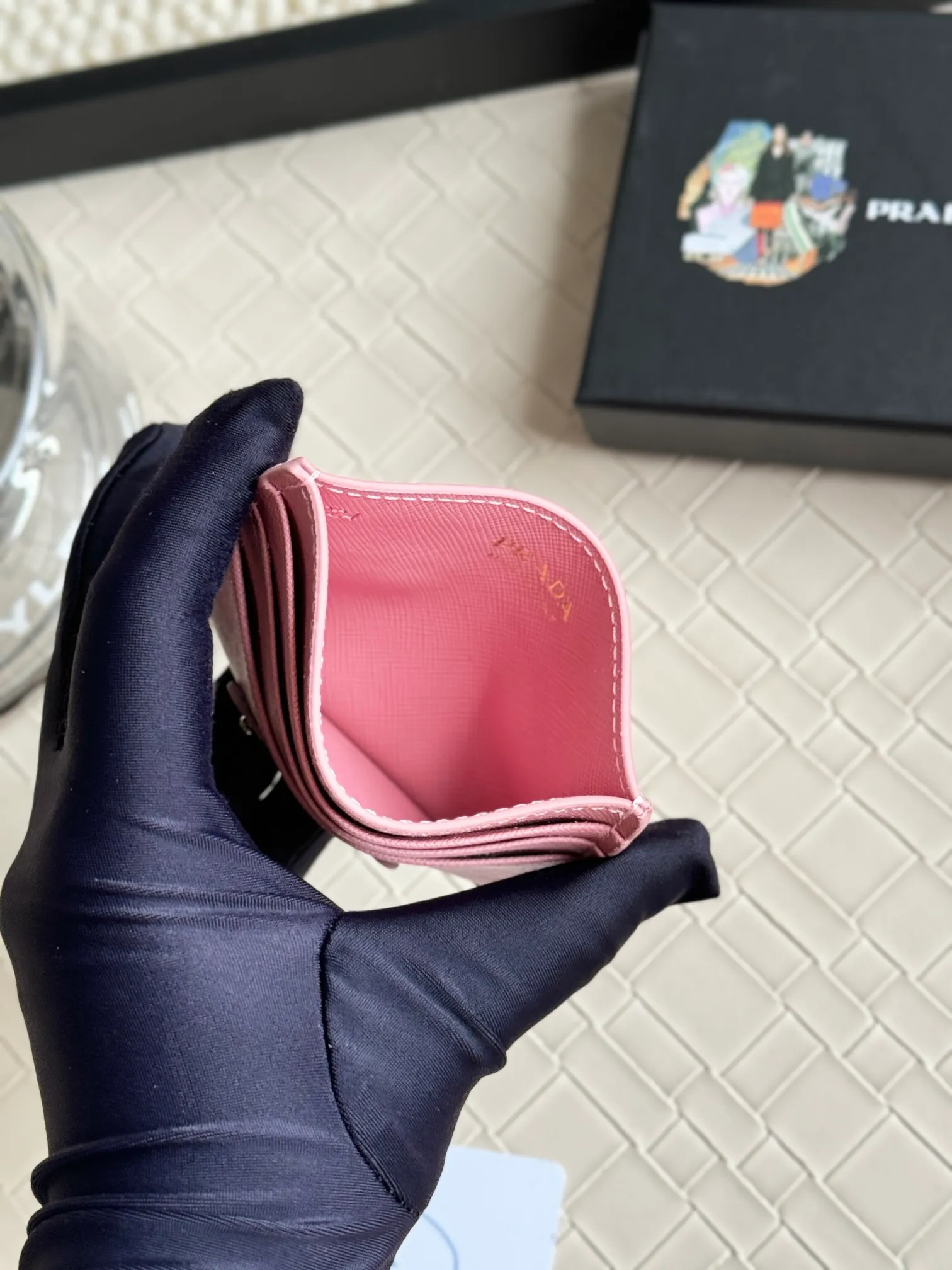💰100prada popular card holder, unisex small card holder, black, model 1MC025 Triangle Wheat series, nine colors, made of cross-grain cowhide, 6 card slots ➕ a middle mezzanine, which can hold multiple cards and zeros 💰, size 11.2×8.5cm, taken in kind, what you see is what you get