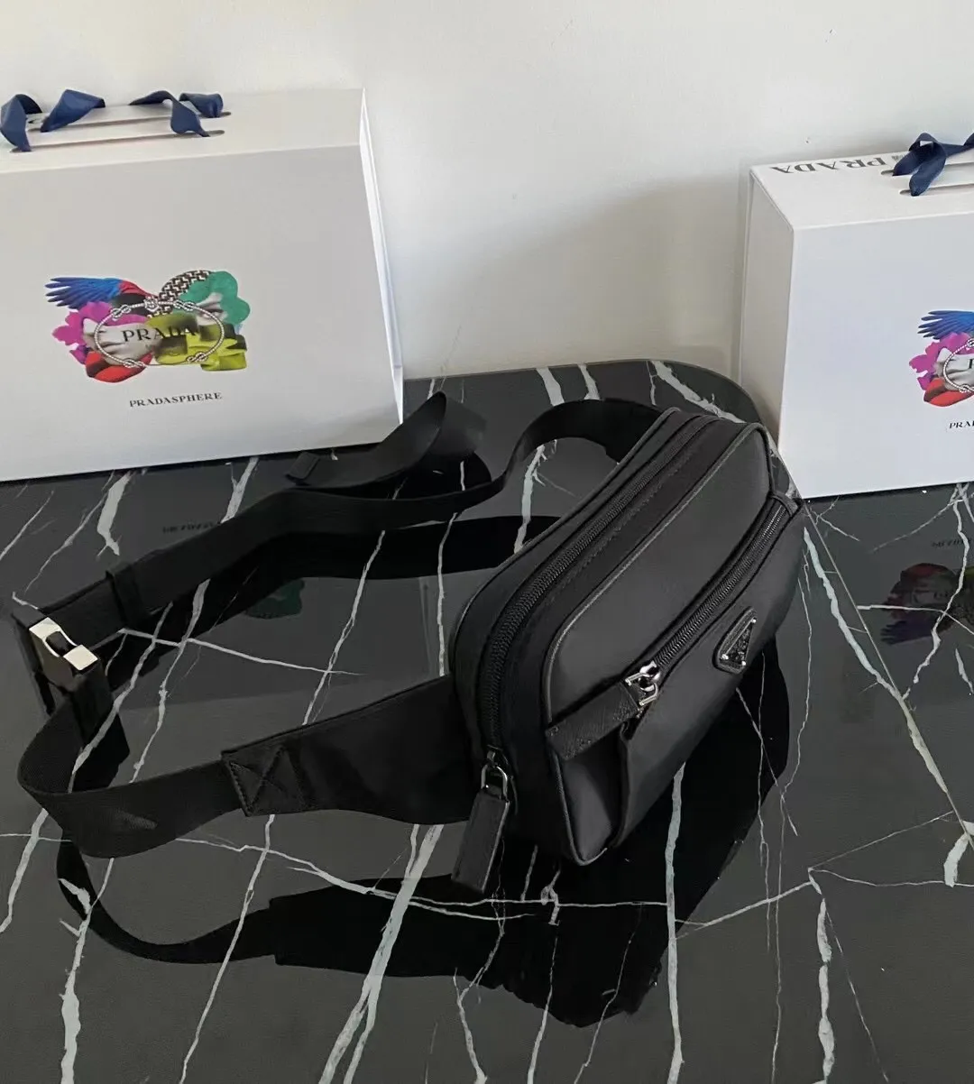 Prada ❤️❤️P440¥ Black cloth and leather lightweight small waist bag, same style for men and women. High-end quality 208 OEM code, HZ7291977 size: 21/12.5/4.5cm