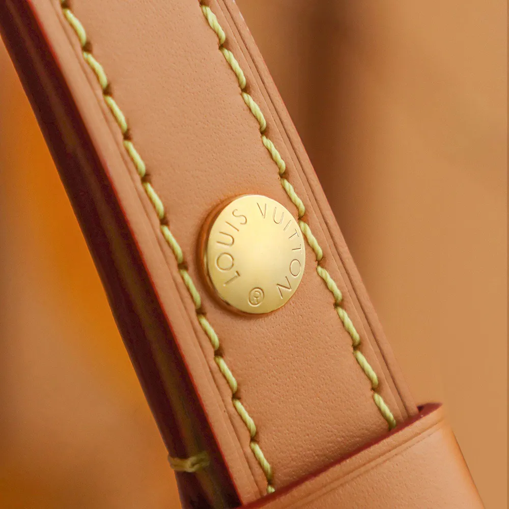 P¥1160👉nfc163C01 dynamic chip👈 [100% MB special grade, all-steel hardware, imported fabrics] 𝐁𝐎𝐔𝐋𝐎𝐆𝐍𝐄King of hot hits #m45832# Details shown