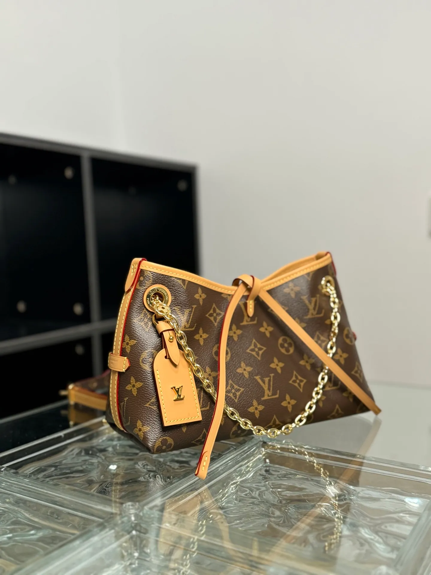 P¥1000 [Special grade MB, original leather] CARRYALL BB handbag Model: M13014 Material: A-grade all-steel hardware, imported original fabric Size: 26x17x10cm