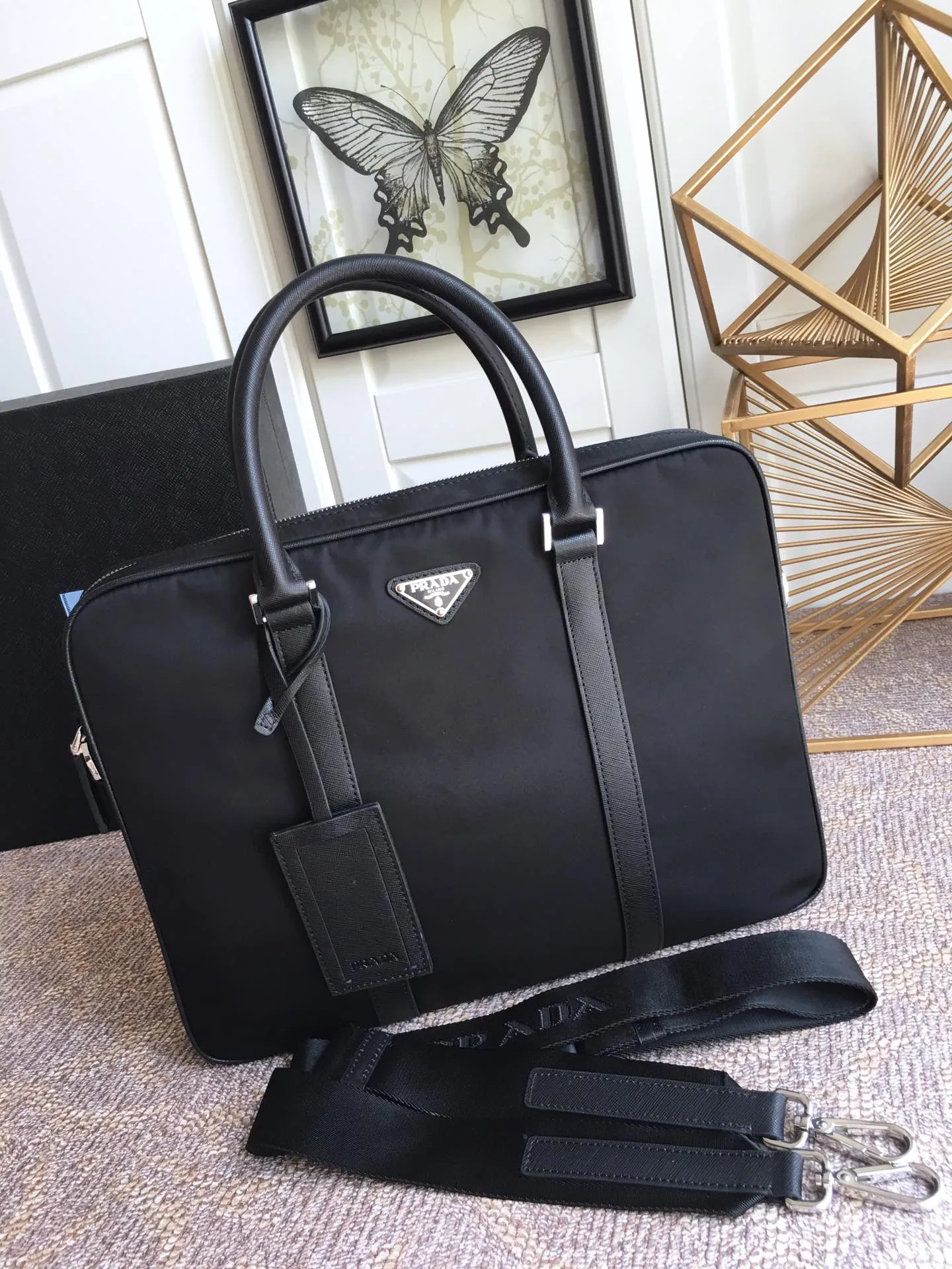 💰1260, P Jiachui's new men's bag, 2VE368 black🎉🎉🎉, made of imported parachute fabric, imported cross-grain cowhide, top five colors, inner bag with calfskin slip pocket, 175 OEM code, light and practical, men's favorite [color][color][color], length 36x height 28x bottom 3.5cm