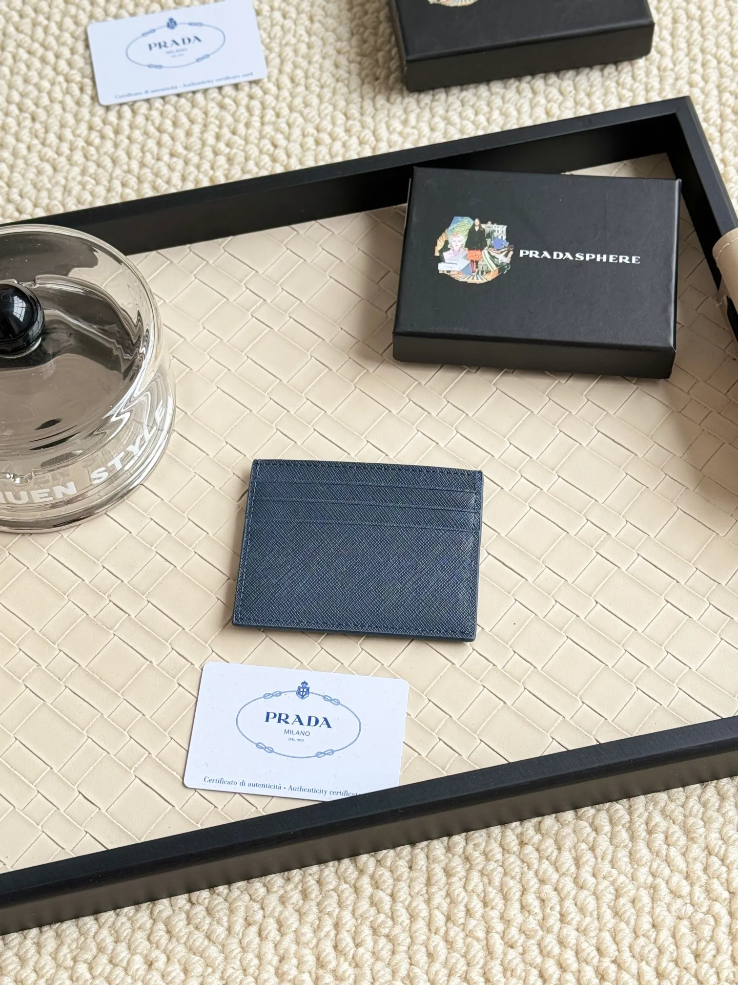 💰100prada popular card holder, unisex small card holder, black, model 1MC025, oblique triangle, made of cross-grain cowhide, 6 card slots ➕ one middle compartment, can hold multiple cards and zeros 💰, size 11.2×8.5cm, real shot, what you see is what you get