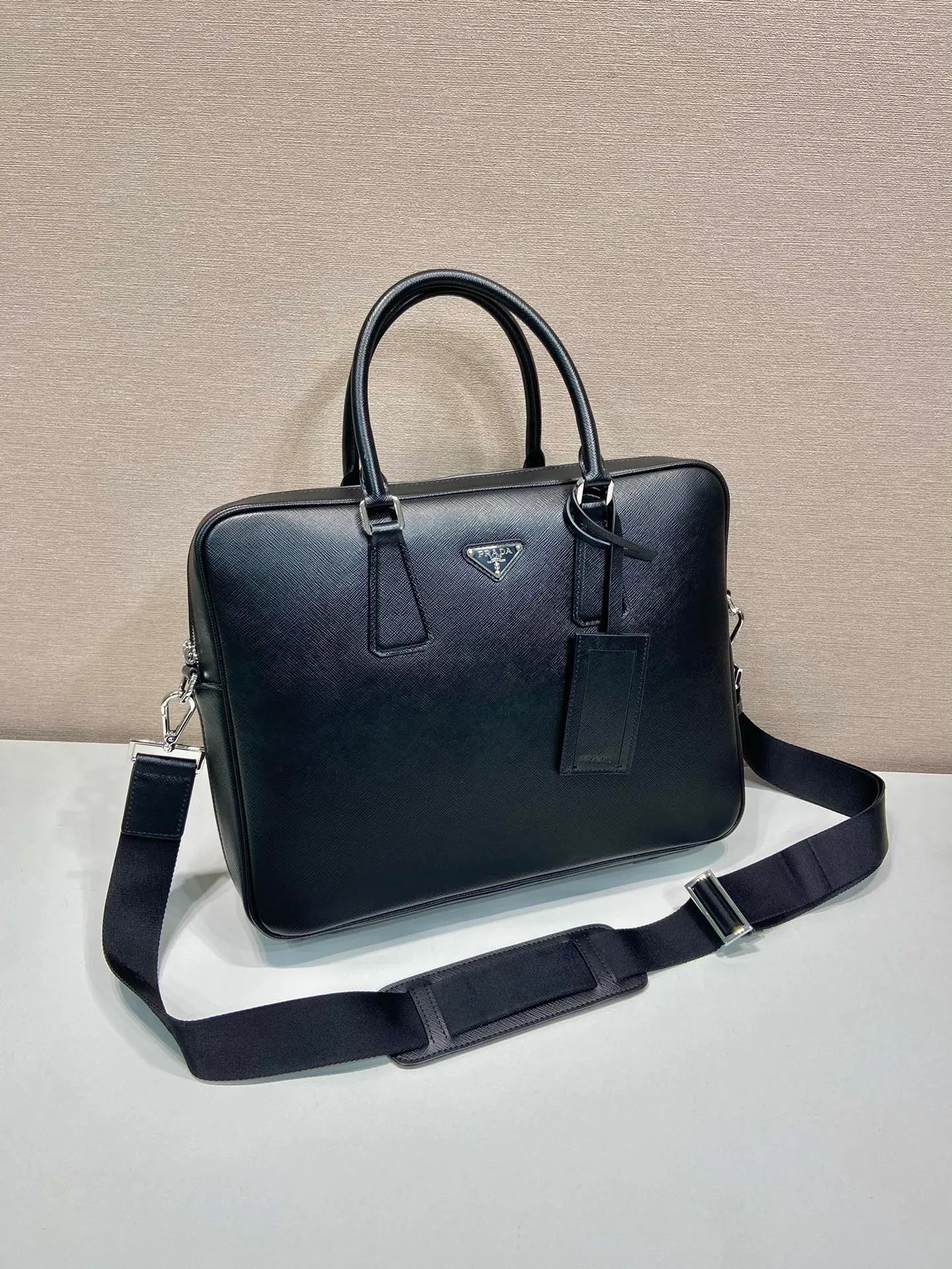 💰2160, classic model 0891 black🎉🎉🎉Top original goods, the latest comprehensive upgrade board, it has arrived. It has arrived [smile][smile][smile], made of imported cross-grain cowhide + original hardware + imported sheepskin, length 38X height 29cm [red envelope][red envelope][red envelope]