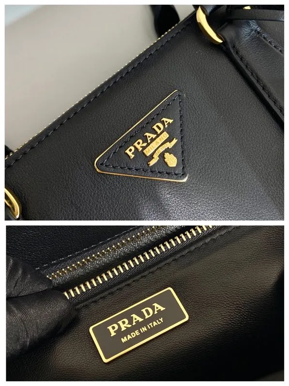 💰1840🎉New killer bag🎉1BA863 medium plain style🎉🎉 This classic popular style is designed with new material calfskin and lambskin interior🎉🎉Featuring classic three compartments and gold metal hardware accessories, Equipped with a detachable calfskin long shoulder strap, it can be carried by hand or shoulder. It is practical and fashionable. Baby, hurry up and get it🎉🎉 Length 28x Height 20x Bottom 12cm🎉🎉🎉💰💰💰