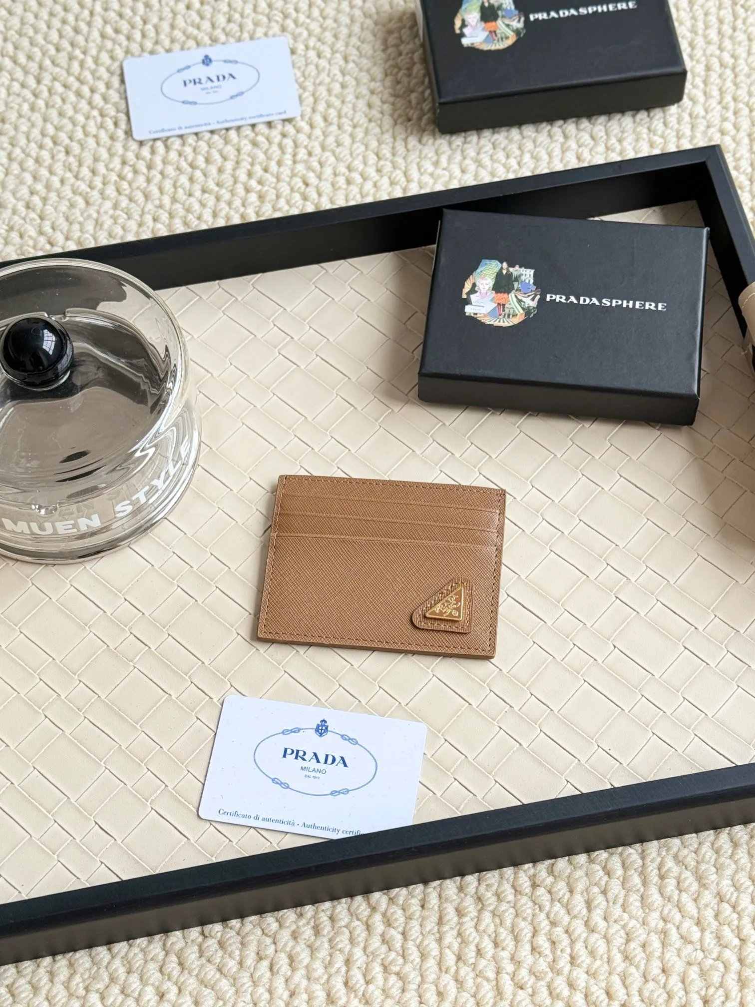 💰100 prada popular card holder, unisex small card holder, black, model 1MC025, oblique triangle, made of cross-grain cowhide, 6 card slots ➕ one middle compartment, can hold multiple cards and zeros 💰, size 11.2×8.5cm, real shot, what you see is what you get