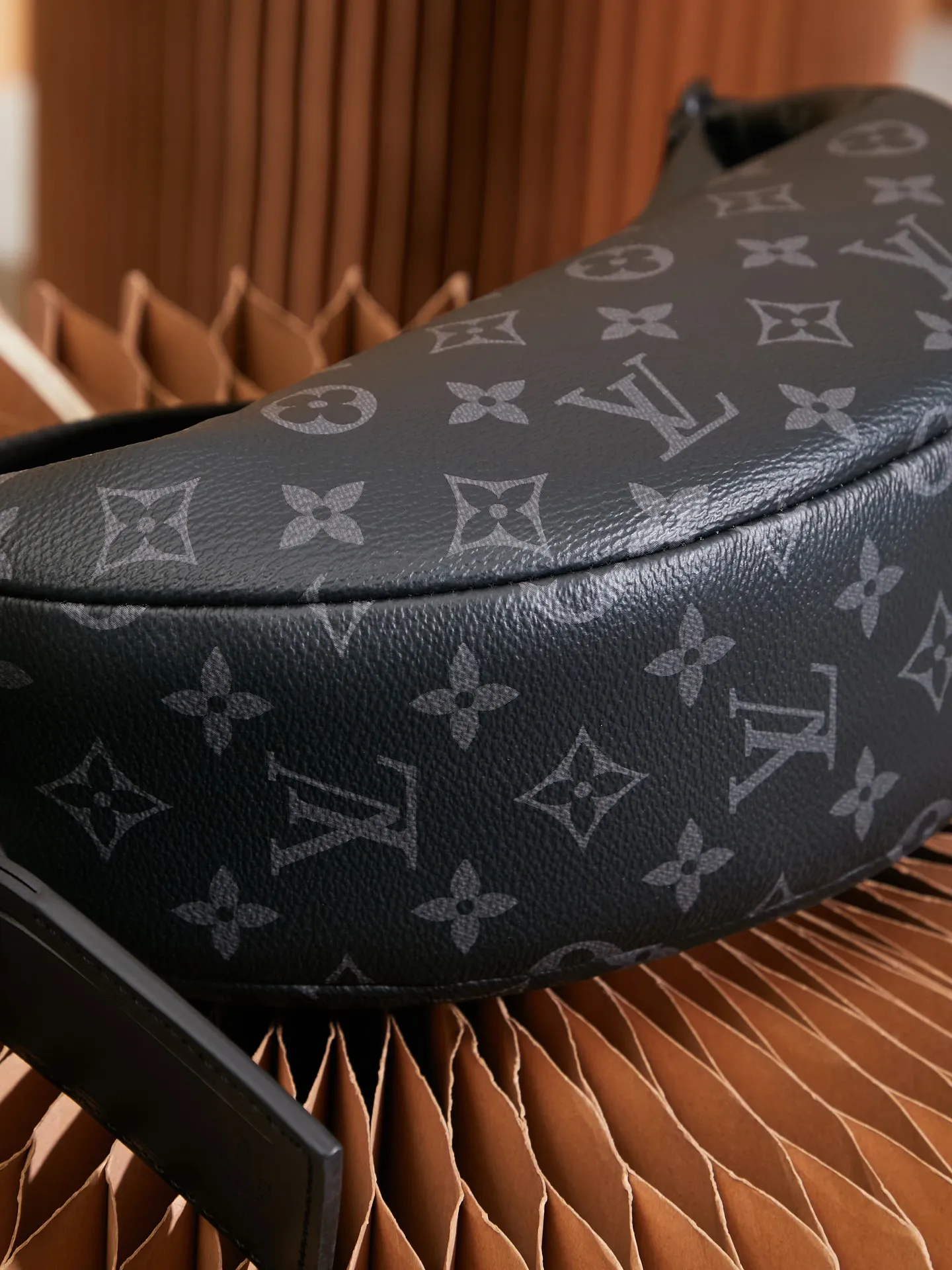 P¥700👉nfc dynamic chip version👈This Hamac small handbag cross-body bag M47158 French original leather🇫🇷All steel hardware Size: 28.5*15*8cm [Essential details, every detail is impeccable]