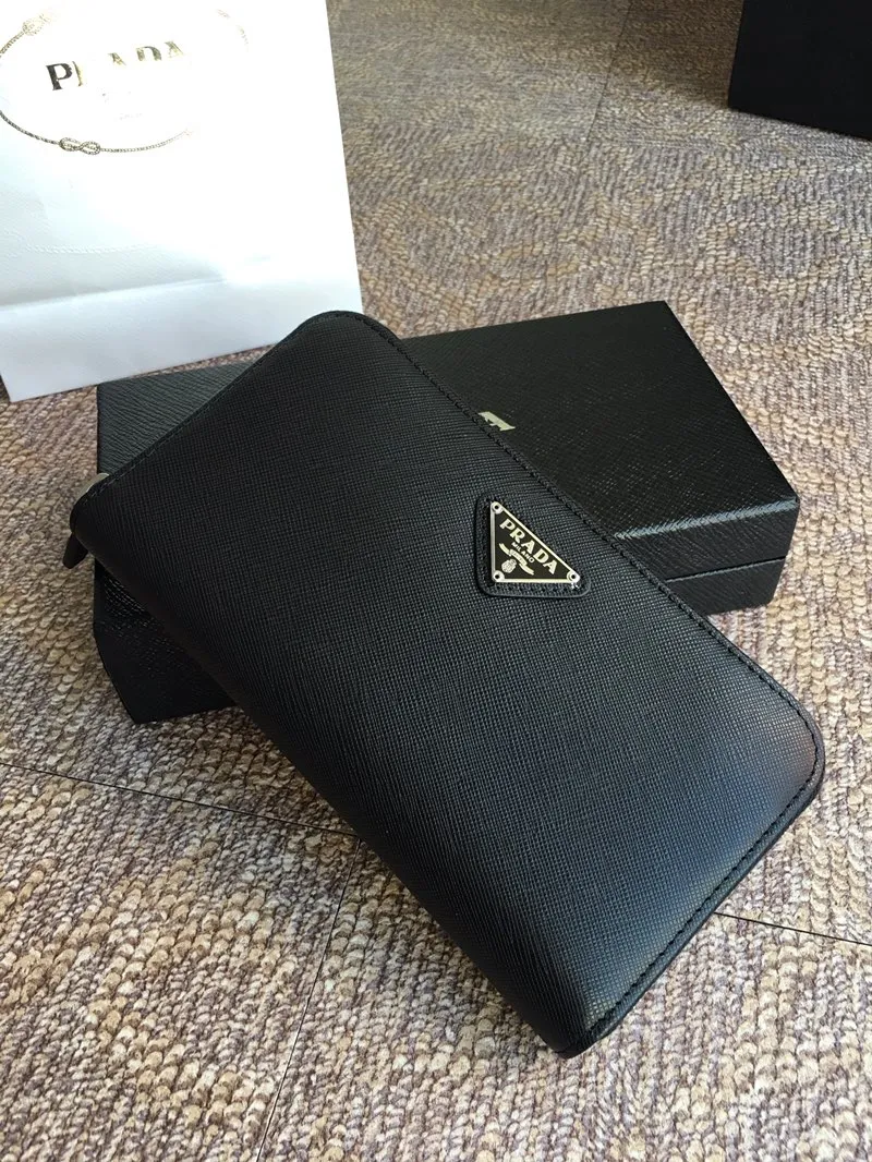 💰600, original order🎉🎉🎉, the new L506 triangular mark arrives in black, fully upgraded, double-layer design💪💪💪, using original cross-grain cowhide + original hardware, 175 steel stamp code + complete set of packaging