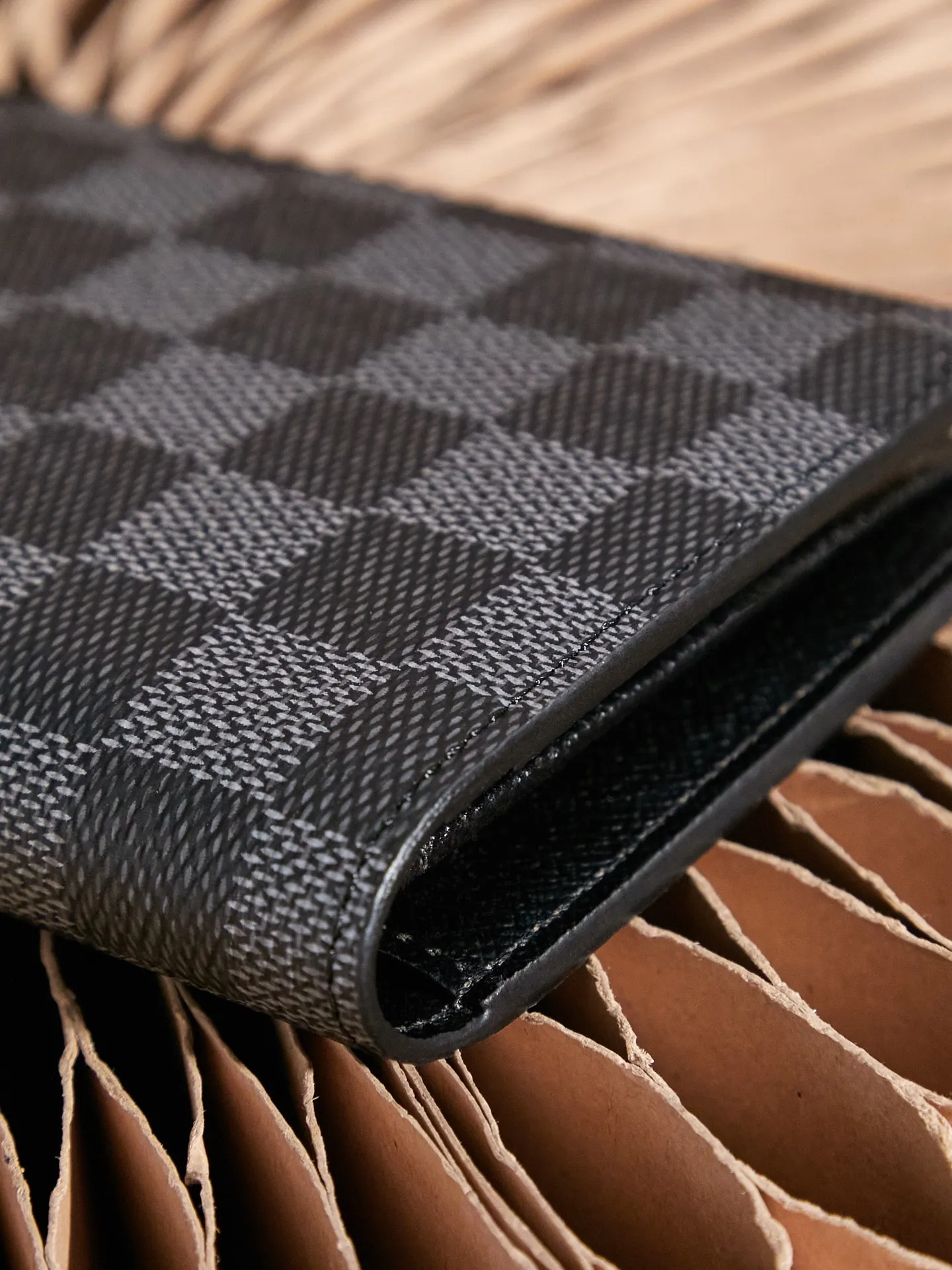 P¥240 👉nfc163C01 dynamic chip version👈 [Top inspection-free] BRAZZA wallet N62665 black grid suit clip long clip Product details: for reference