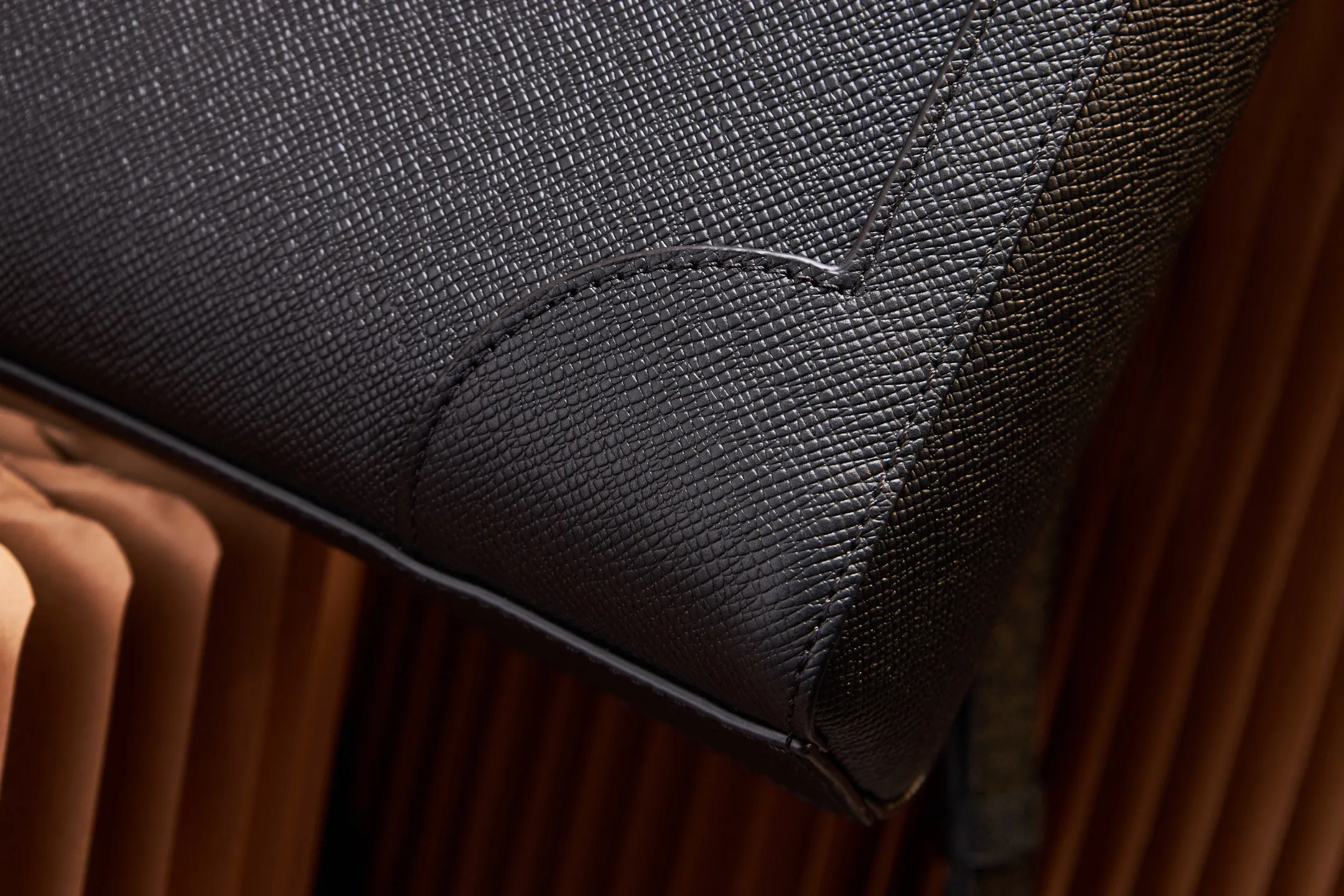P¥1040, 👉nfc dynamic chip version👈[Top-level inspection-free all-steel hardware] Brand new Slim briefcase Model: M30810 ◾️Detailed craftsmanship is amazing every time◾️