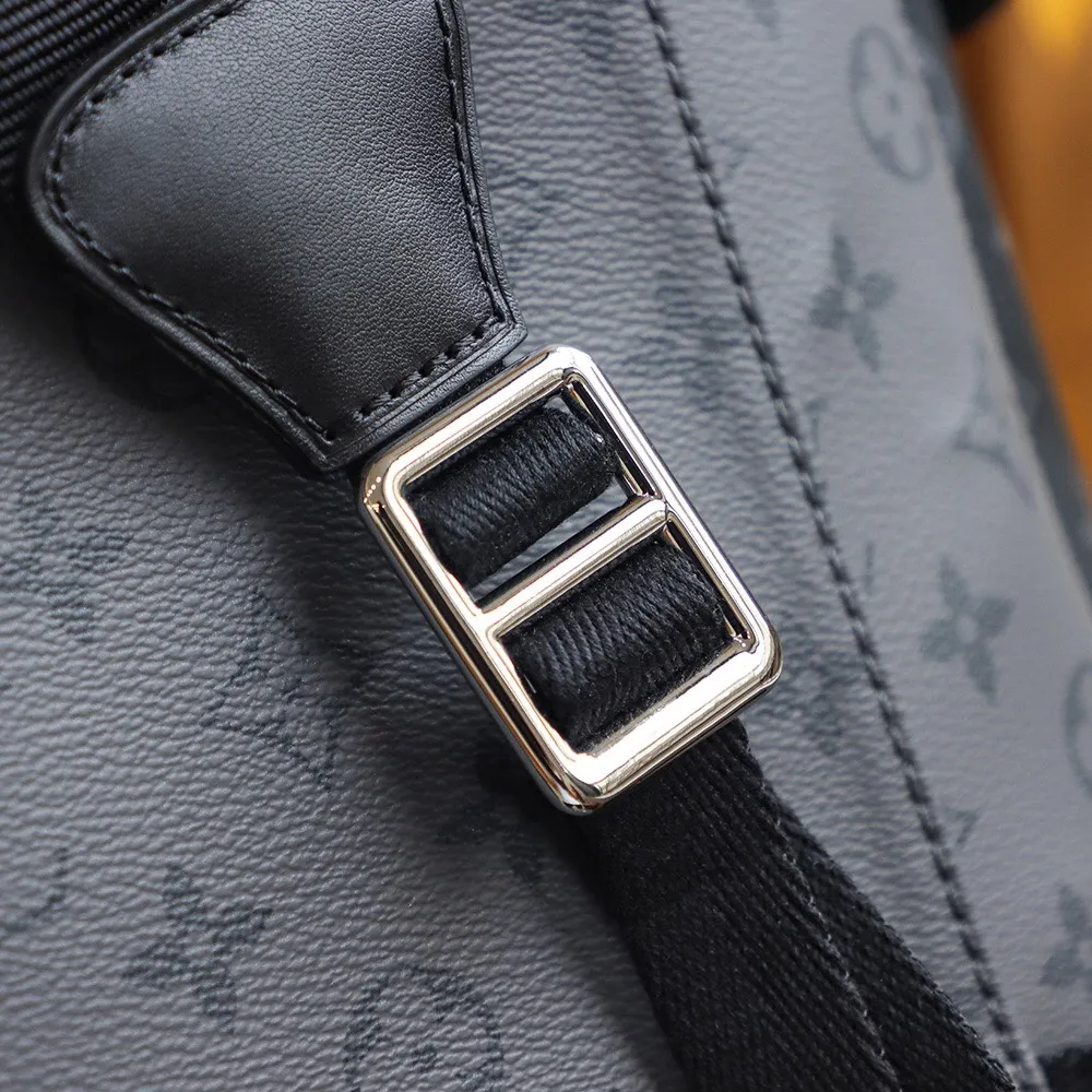 P¥960👉nfc dynamic chip version👈【Top inspection-free pure steel hardware】𝐂𝐇𝐑𝐈𝐒𝐓𝐎𝐏𝐇𝐄𝐑 Backpack n45419 French original leather🇫🇷Pure steel hardware Size: 38*44*12.5cm 🔍Perfect details 🔍The essence of solid construction!