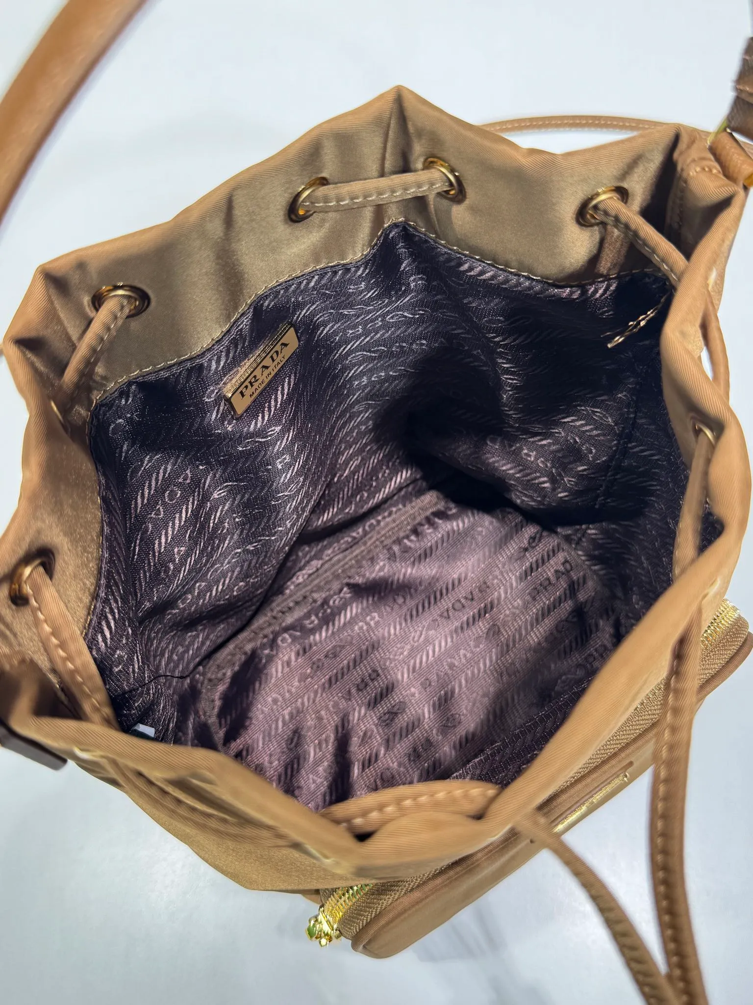 💰720, the classic 1BH038 new color😘 has arrived👏👏 Made of imported nylon fabric, top grade five, portable/diagonal, light, practical and fashionable, beauties, hurry up and get it, 165 OEM code, length 18x height 23 base × 12cm📢📢📢📢