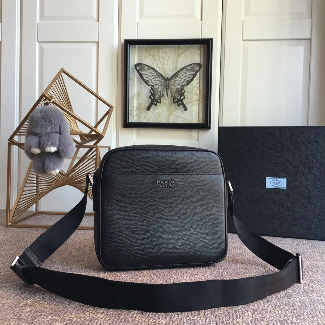 💰1660, P’s new model 014, black 👻👻 synchronized with counters, top quality, made of imported coarse cross-grain cowhide, 175 OEM code, size length 25cmx height 23cmx bottom 5.5cm