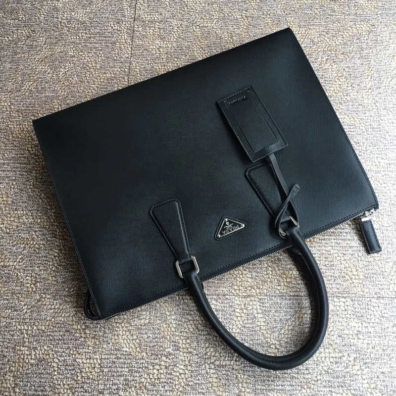 💰1860P Jiachu new men's bag, 2VG030V triangular black, bought the original board for development, exactly the same, the latest men's bag, made of imported cross-grain cowhide, 175 OEM code, synchronized with the counter, length 38X height 29x bottom 6cm