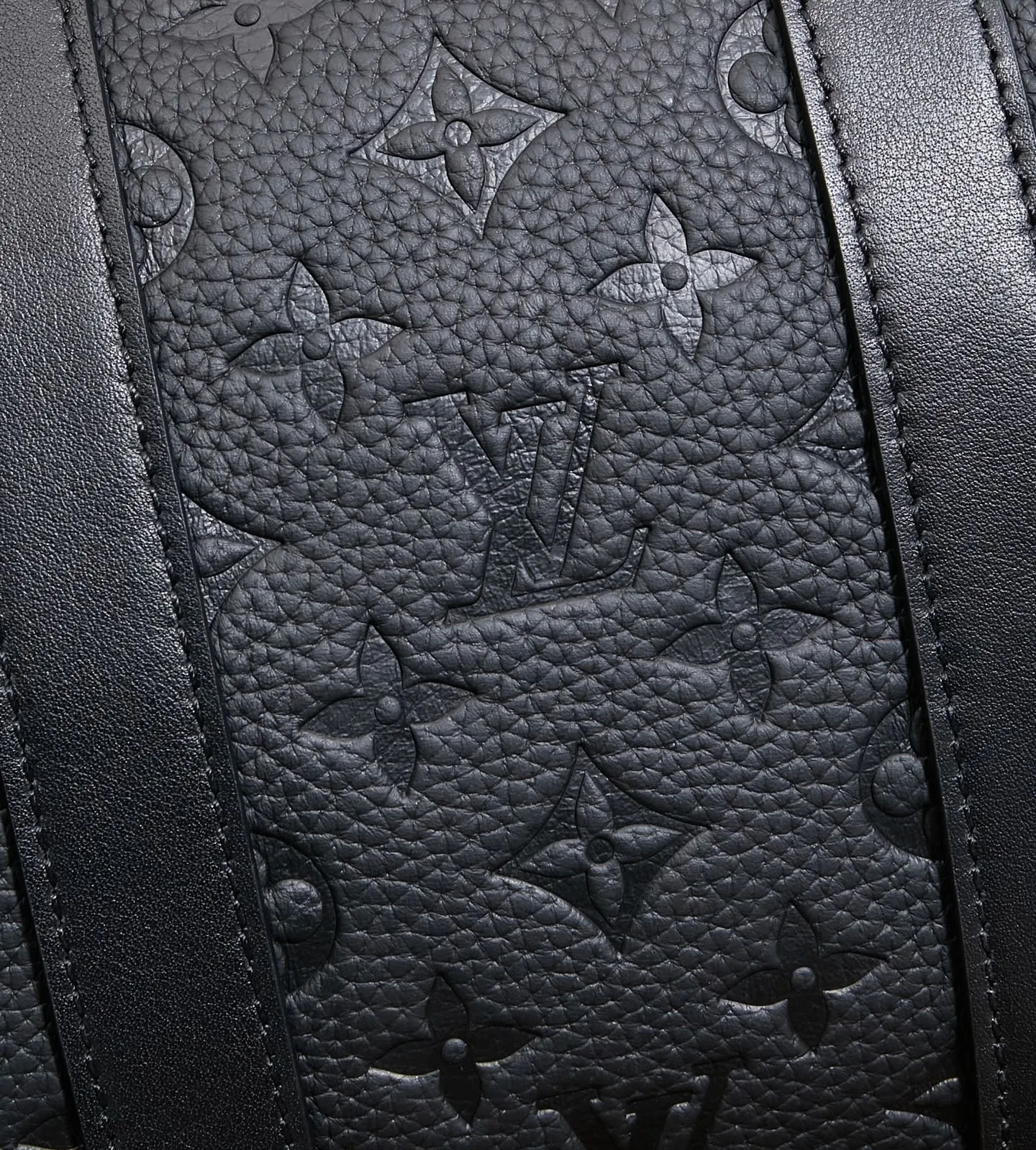 P¥1100👉nfc163C01 dynamic chip version👈[Top inspection-free, all-steel hardware, original leather] Keepall Bandoulière 35 handbag is a classic Louis Vuitton model: M22765 👁️‍🗨️Treasure item 👁️‍🗨️Confidence comes from quality