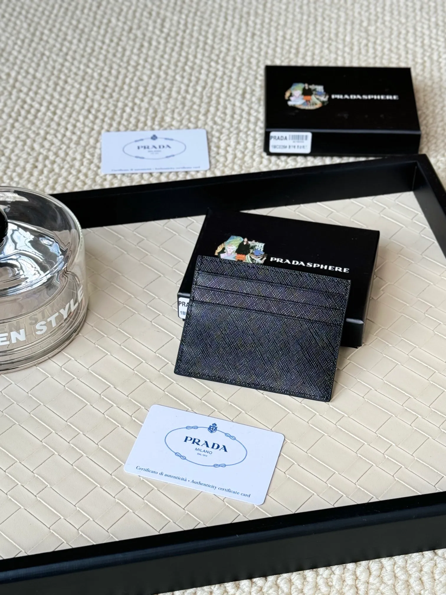 💰100prada popular card holder, small card holder for men and women, black, model 1MC025, loose lettering Triangle Wheat series, nine colors, made of cross-grain cowhide, 6 card slots ➕ One middle sandwich, can place multiple cards and zeros 💰, size 11.2×8.5cm, taken in kind, what you see is what you get