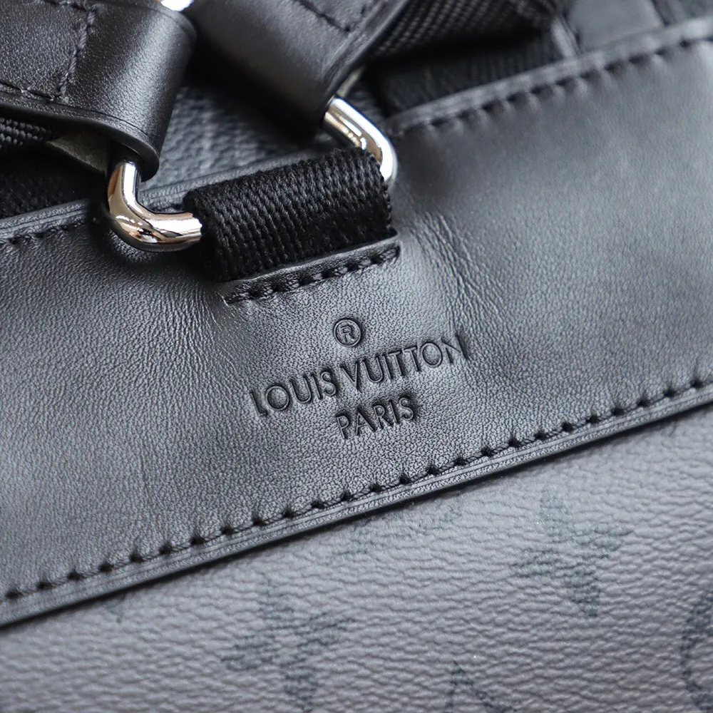 P¥960👉nfc163C01 dynamic chip version👈【Top inspection-free pure steel hardware】𝐂𝐇𝐑𝐈𝐒𝐓𝐎𝐏𝐇𝐄𝐑 Backpack n45419 French original leather🇫🇷Pure steel hardware Size: 38*44*12.5cm 🔍Perfect details 🔍The essence of solid construction!