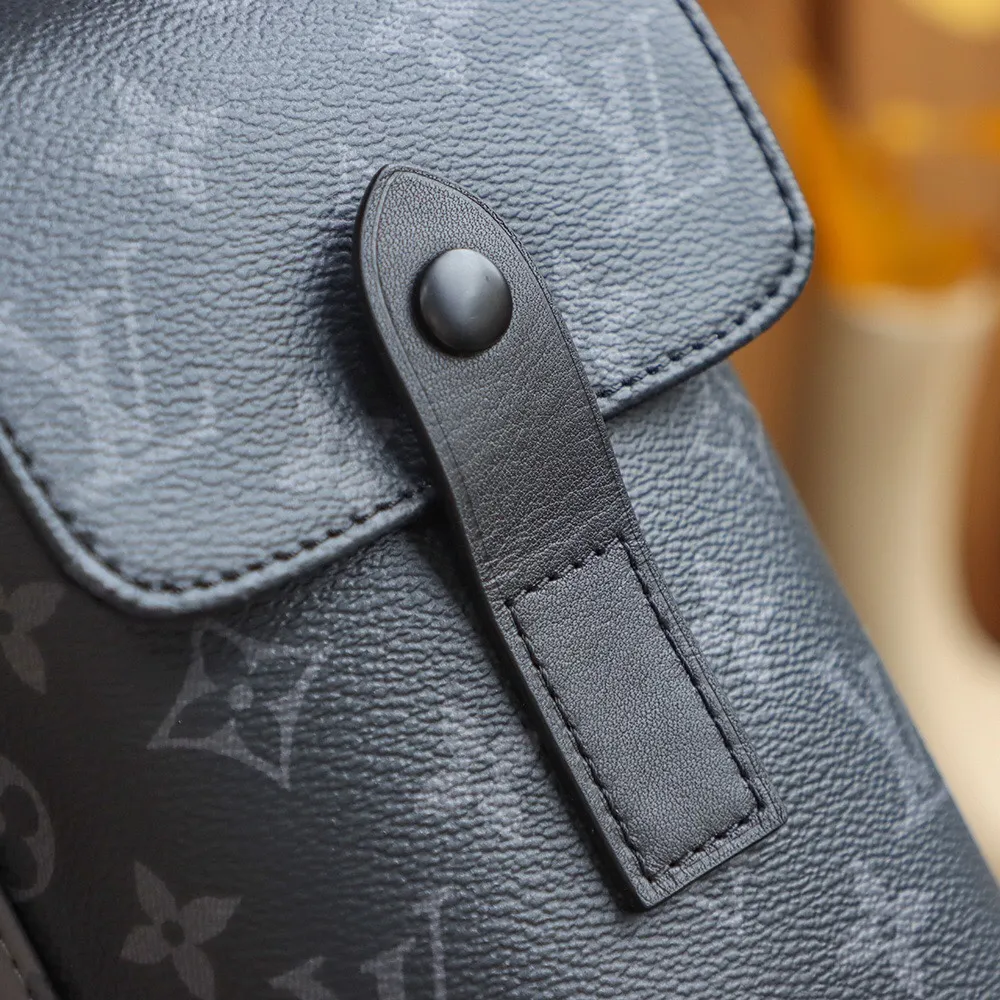 P¥960👉nfc163C01 dynamic chip version👈【Top inspection-free pure steel hardware】𝐂𝐇𝐑𝐈𝐒𝐓𝐎𝐏𝐇𝐄𝐑 Backpack n45419 French original leather🇫🇷Pure steel hardware Size: 38*44*12.5cm 🔍Perfect details 🔍The essence of solid construction!