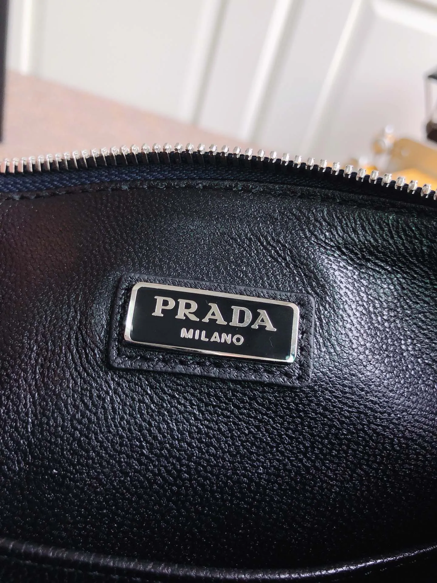 🔆Exclusive first release🔆Latest handbags👏🏻👏🏻Synchronized with counters🤙 Original order, hot model 2NG005G blue/crocodile leather has arrived🎉🎉🎉, fully upgraded board, using imported cross-grain cowhide + original hardware + imported sheepskin, brushed hardware🤙🤙Lightweight and practical, men's favorite [color][color][color], length 28x height 18cm, 💰920