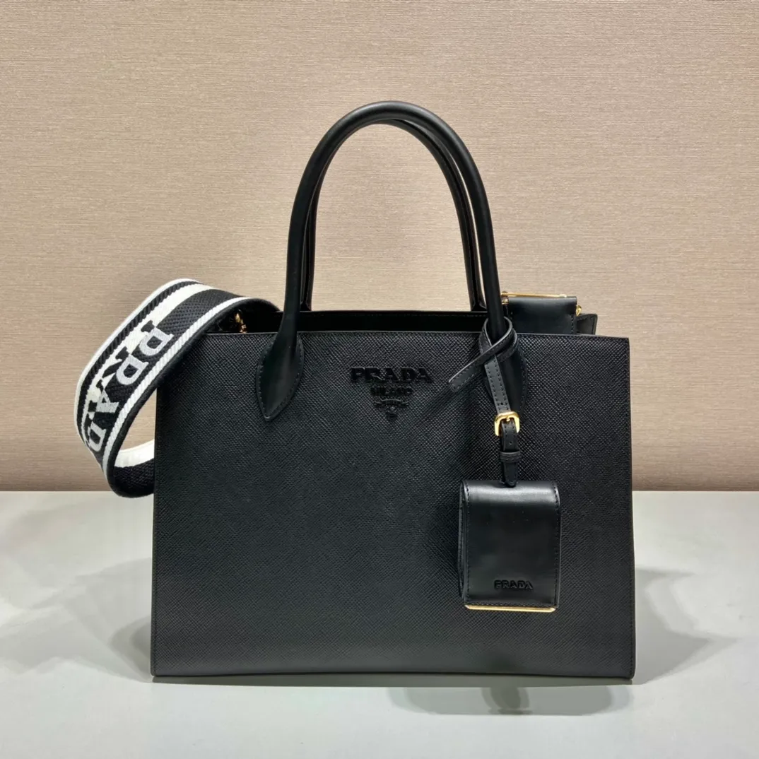 💰2100🎉Classic upgraded version🎉1BA155/Fabric shoulder strap/Additional accessories🎉🎉 This classic model is made of imported thick cross cowhide + imported calfskin, 175 OEM code, painted with the same color lettering mark, unique among classics🎁Fashionable and elegant, the original shoulder strap is calfskin. If you like babies, hurry up and get it🎉🎉 Length 33x height 24x bottom 15cm