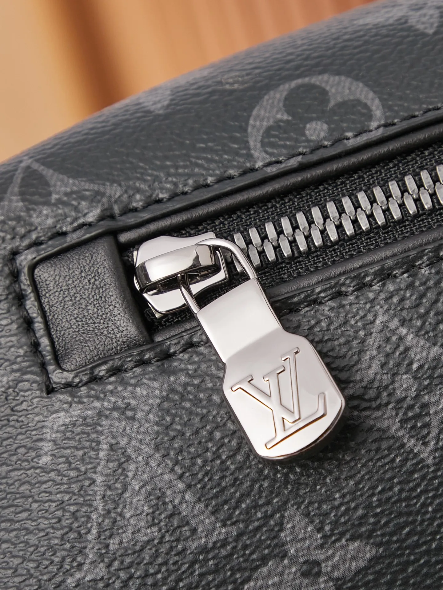 P¥760👉nfc163C01 dynamic chip version👈【Top inspection-free pure steel hardware】Discovery waist bag chest bag m46035 inspection-free version 🔍Perfect details 🔍The essence of solid construction!
