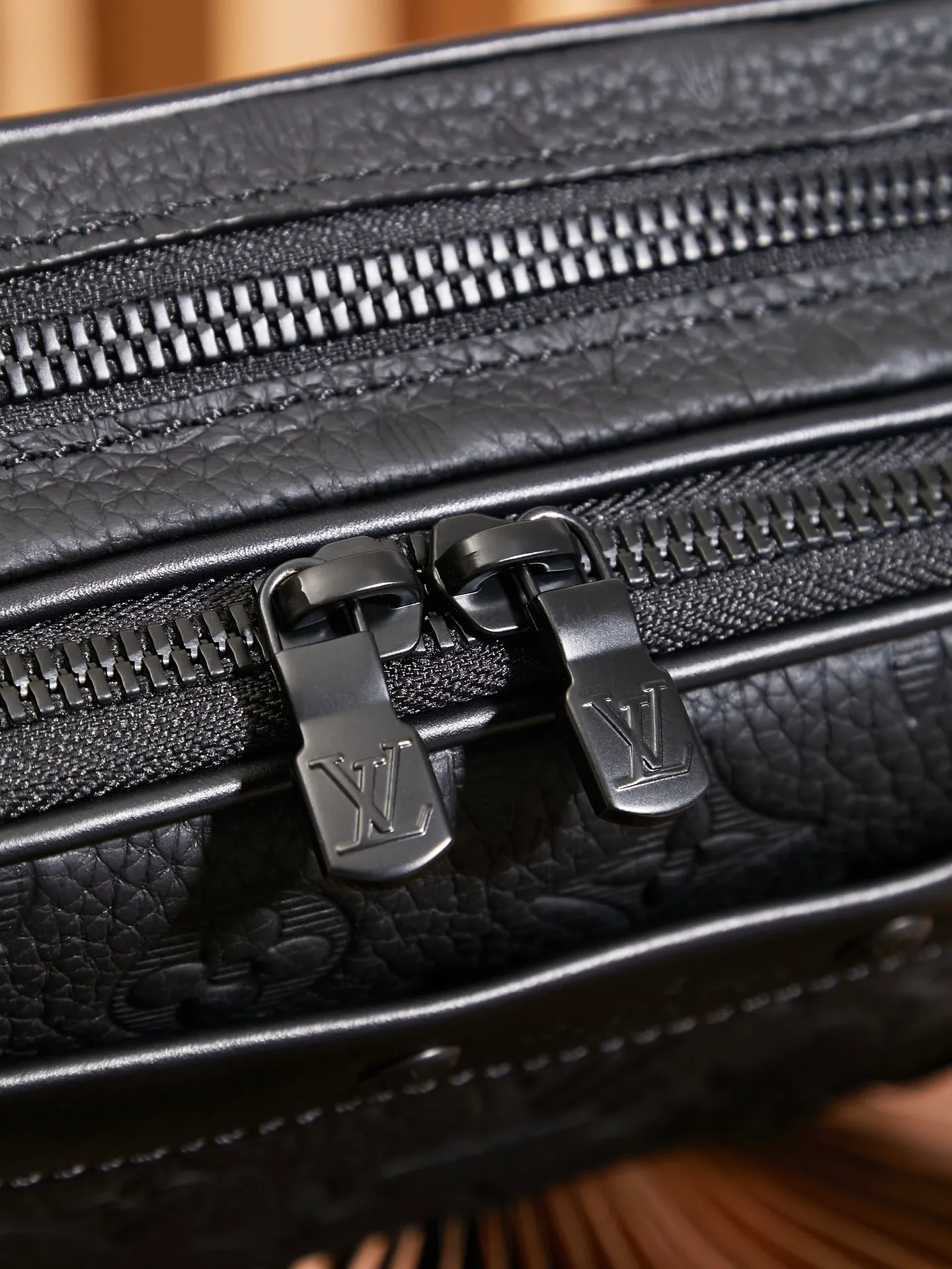 P¥760👉nfc163C01 dynamic chip version👈This Neo Alpha cross-body bag M82544 top quality inspection-free🇫🇷All steel hardware Size: 11*18.5*6.5cm [Essential details, every detail is impeccable]