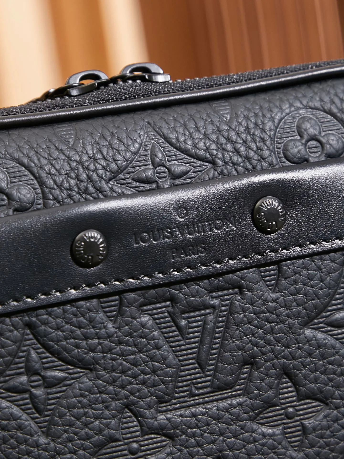 P¥760👉nfc163C01 dynamic chip version👈This Neo Alpha cross-body bag M82544 top quality inspection-free🇫🇷All steel hardware Size: 11*18.5*6.5cm [Essential details, every detail is impeccable]