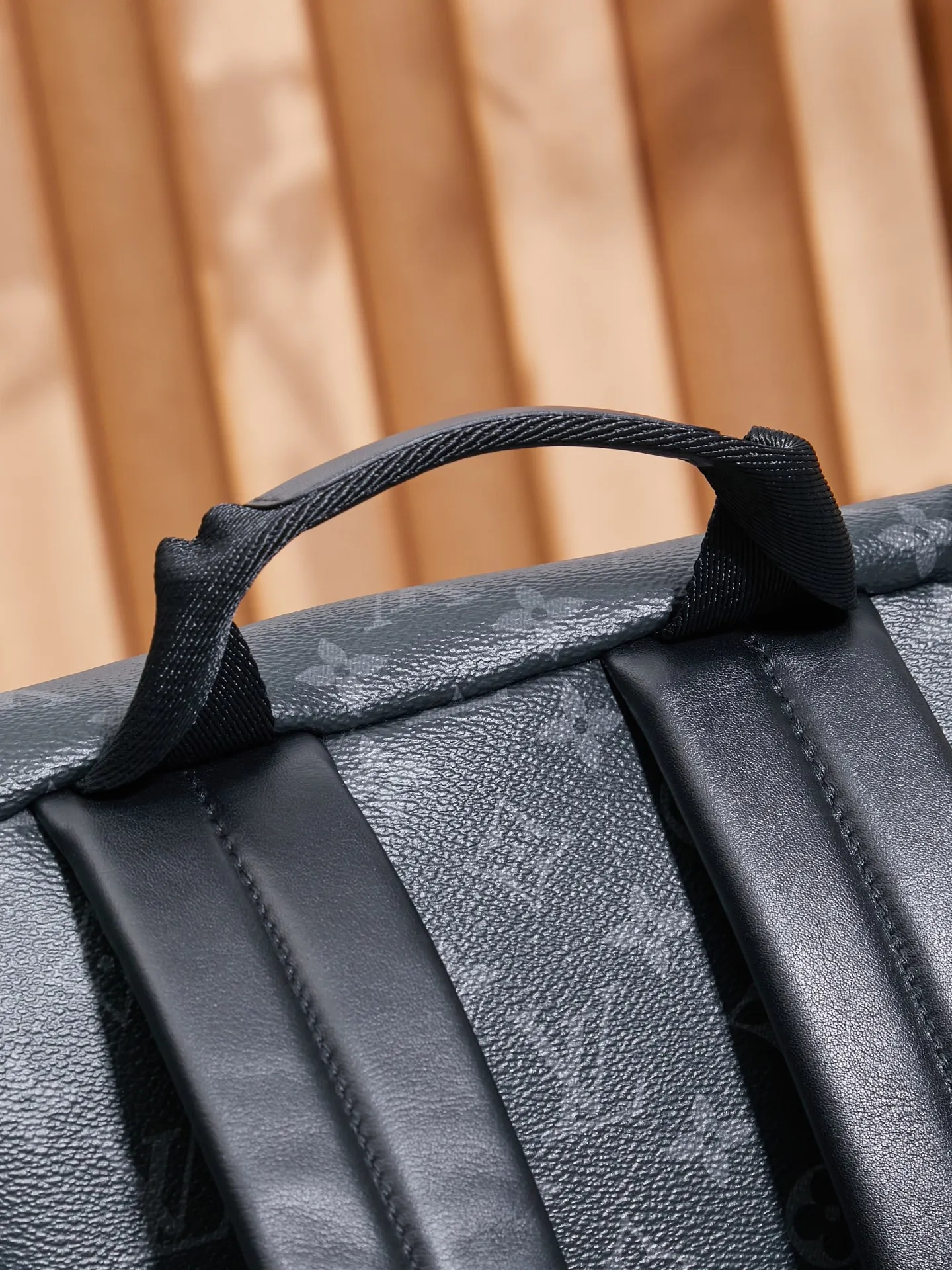 P¥920👉nfc163C01 dynamic chip version👈【Top inspection-free pure steel hardware】𝘿𝙄𝙎𝘾𝙊𝙑𝙀𝙍𝙔 Backpack m43186 French original leather🇫🇷Pure steel hardware Size: 37*40*20cm 🔍Treasure item 🔍Confidence comes from quality