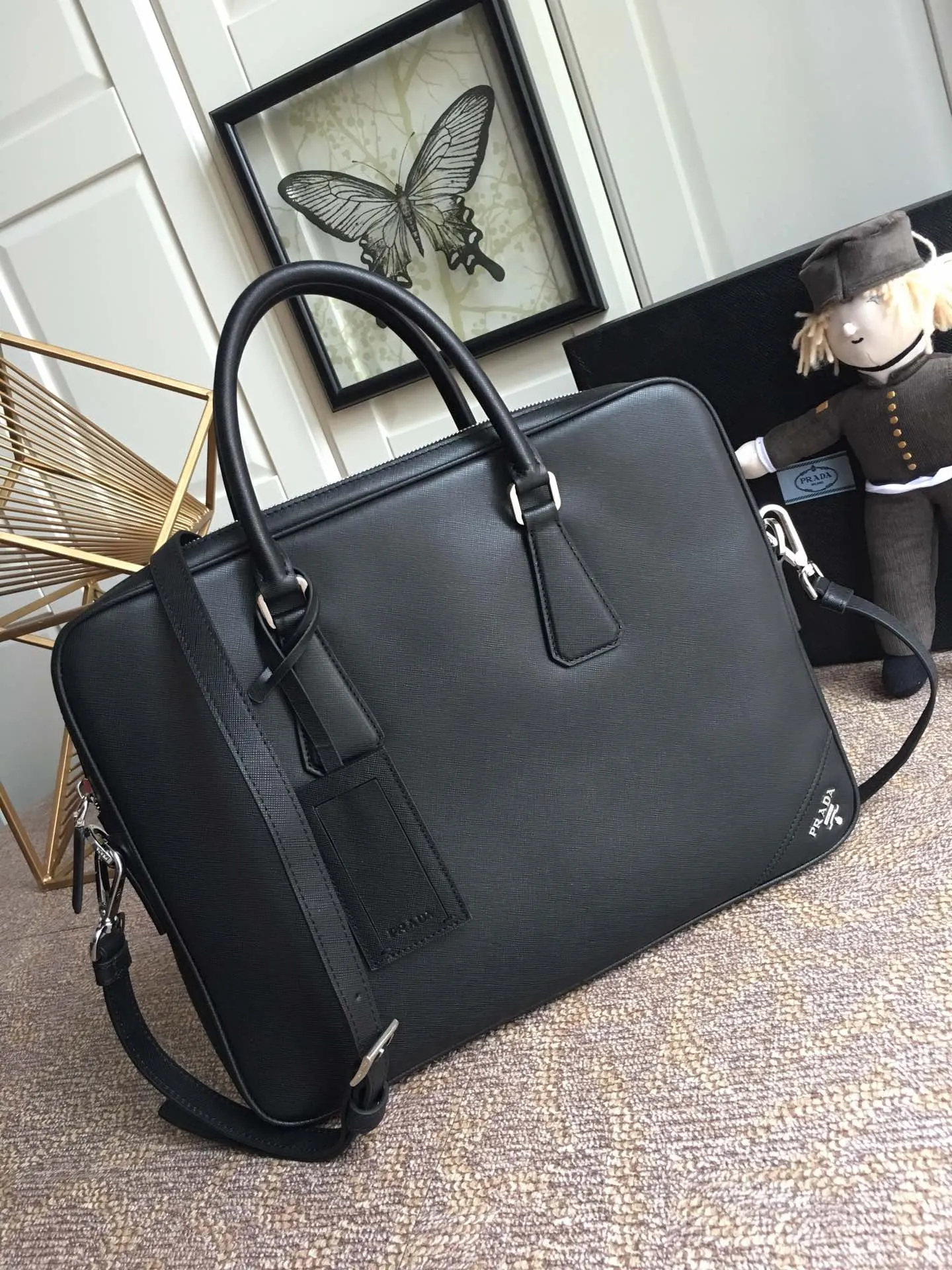 💰1900, P’s new men’s bag 0368 corner mark, top quality [applause][applause][applause], synchronized with counters, using imported cross-grain cowhide, top-grade hardware, 175 OEM code, length 36.5x height 28x bottom 4.5cm