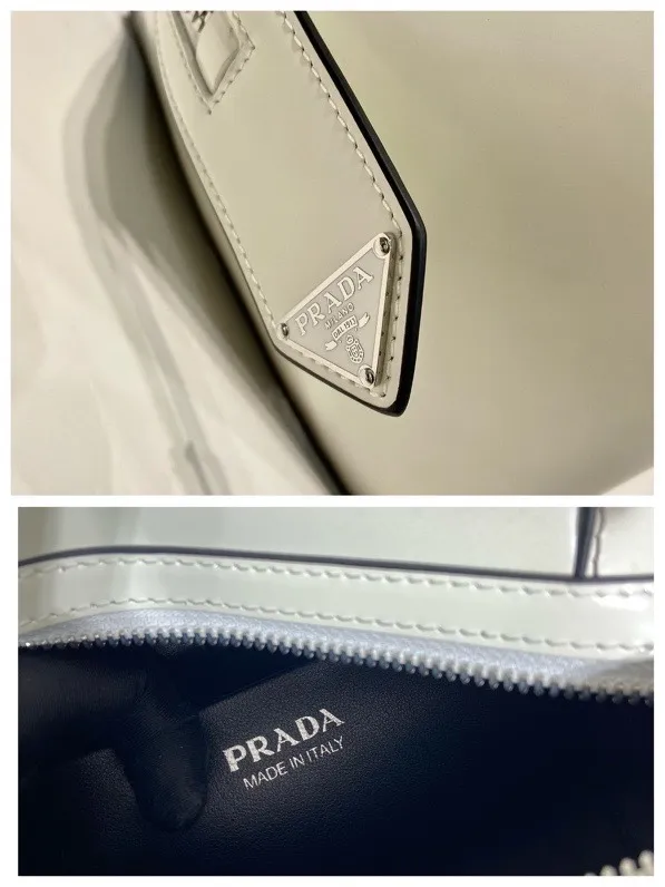 💰1800👏Gradient bowling ball👏1BA365 new medium gradient color🎉 This handbag with exquisite lines will be unveiled at the 2022 autumn and winter fashion show. Equipped with a detachable and adjustable long shoulder strap that can be carried by hand/cross-body. The elegant silhouette features a hand-painted finish that accentuates geometric lines and three-dimensional effects. Casual and stylish. Large capacity space. Everything you need for daily use can be accommodated! Babies. Hurry up and get it🎉🎉, length 31cm high 16x bottom 13.5cm🎉🎉🎉👏👏👏 👏
