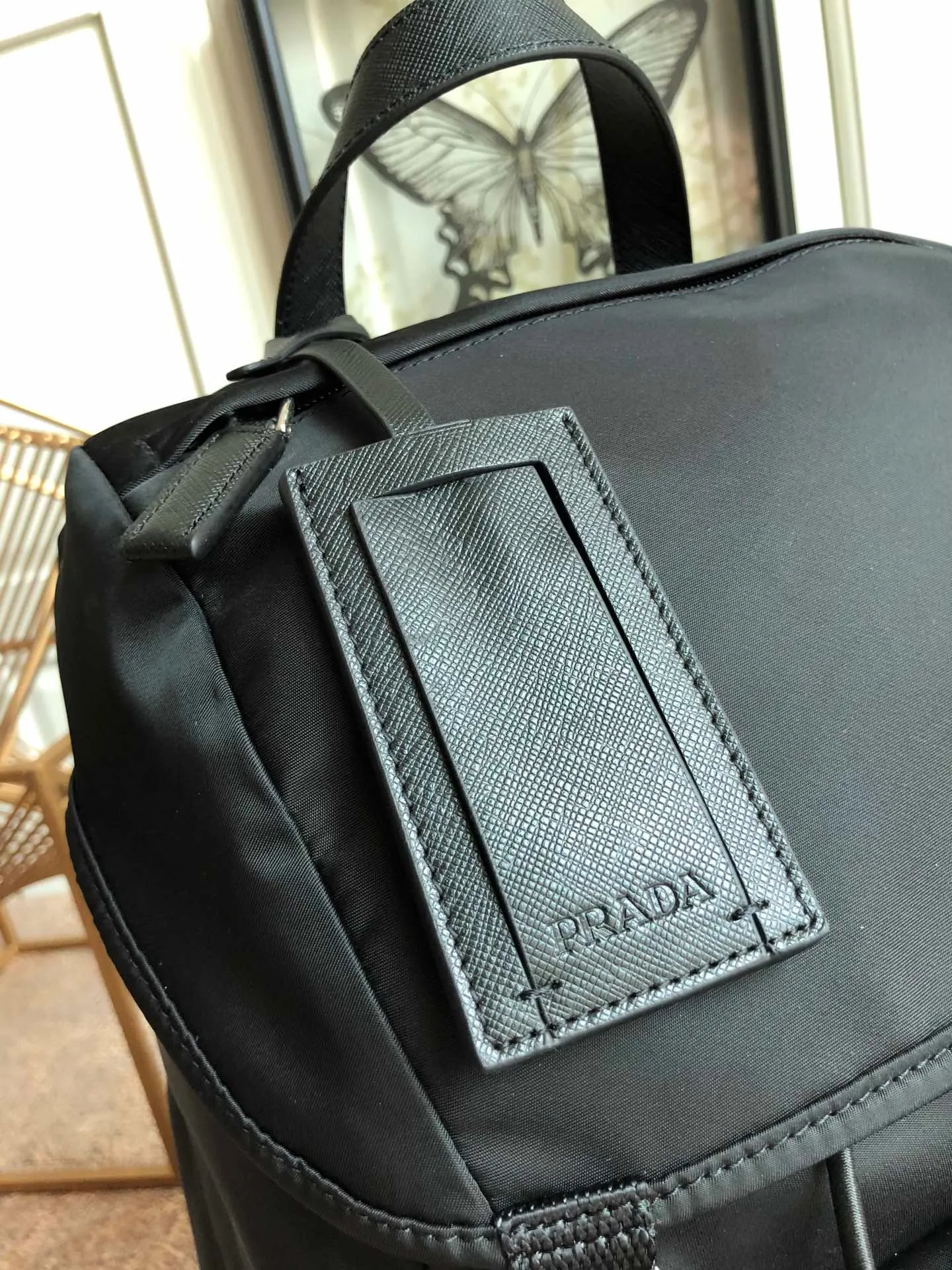 💰1460, P’s new backpack, 2VZ135 robot🎉🎉🎉, original item, made of imported parachute fabric + unique puzzle robot pattern, two buckles on the front, top hardware, 175 OEM code, light and stylish, unisex model, length 27x height 45x bottom 17cm👍
