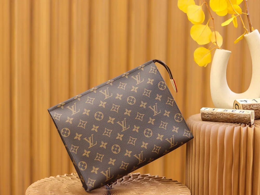 P¥320👉nfc dynamic chip version👈 [Top inspection-free original bronze hardware] M47542 presbyopia classic handbag original quality ~ LV is famous for its craftsmen’s exquisite skills. The rare design and special leather combine technological innovation and classic style, highlighting the existence of the Louis Vuitton world. The interior of the wallet is uniquely designed with various pockets and credit card slots. Size: 26X20X5
