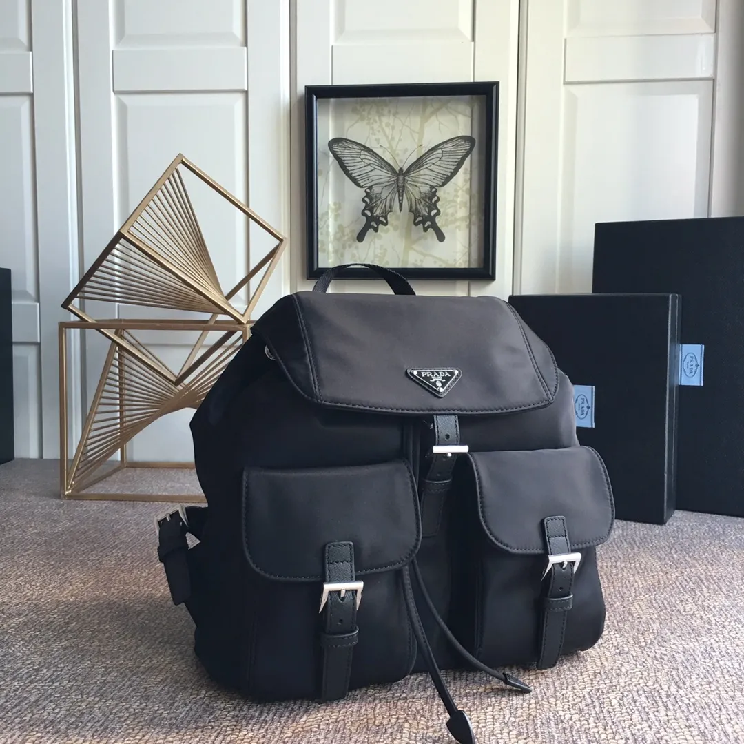 💰920, P Jiachui classic model 2811, top quality, made of imported parachute fabric + cross pattern cowhide + top hardware, fashionable + never out of date, length 31X height 32X bottom 15cm