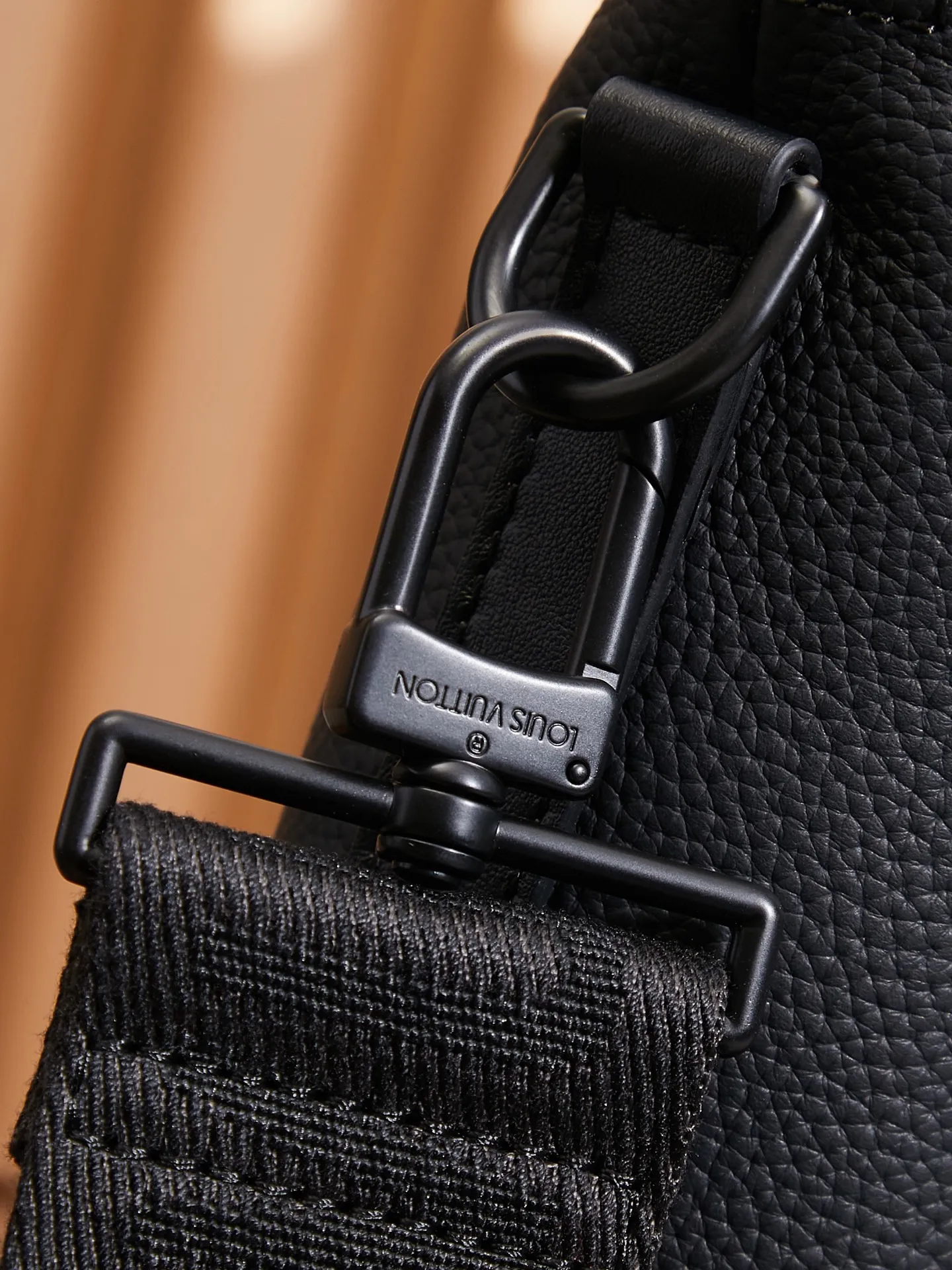 P¥940👉nfc dynamic chip version👈This Armand briefcase M59159 top-level inspection-free🇫🇷All steel hardware Size: 38*29*7cm [Essential details, every detail is impeccable]